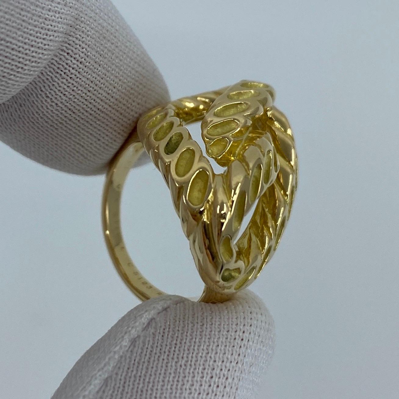 Rare Vintage Van Cleef & Arpels 18k Yellow Gold Braid Rope Motif Ring with Box In Excellent Condition For Sale In Birmingham, GB