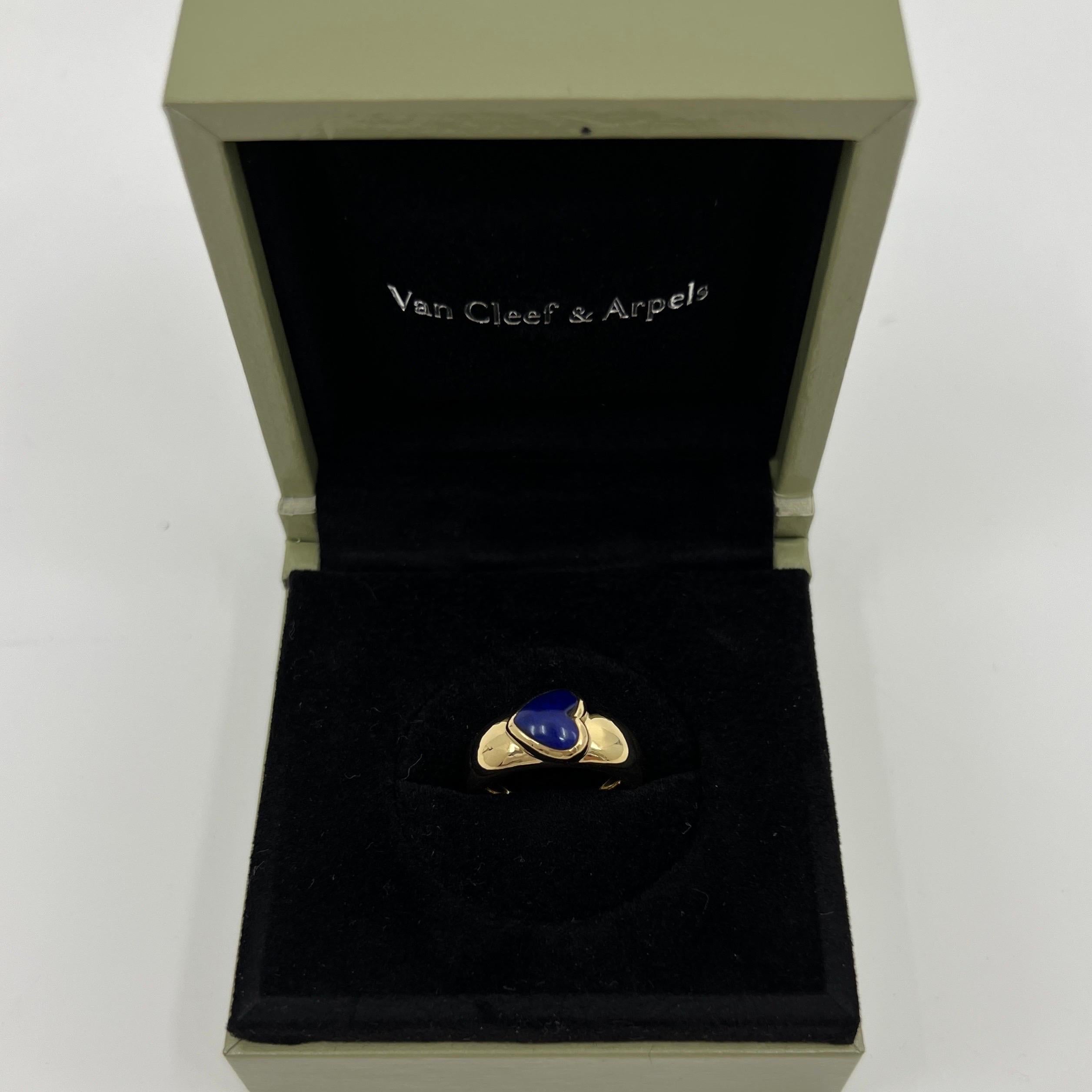 Rare Vintage Van Cleef & Arpels 18k Yellow Gold Lapis Lazuli Heart Ring with Box 3