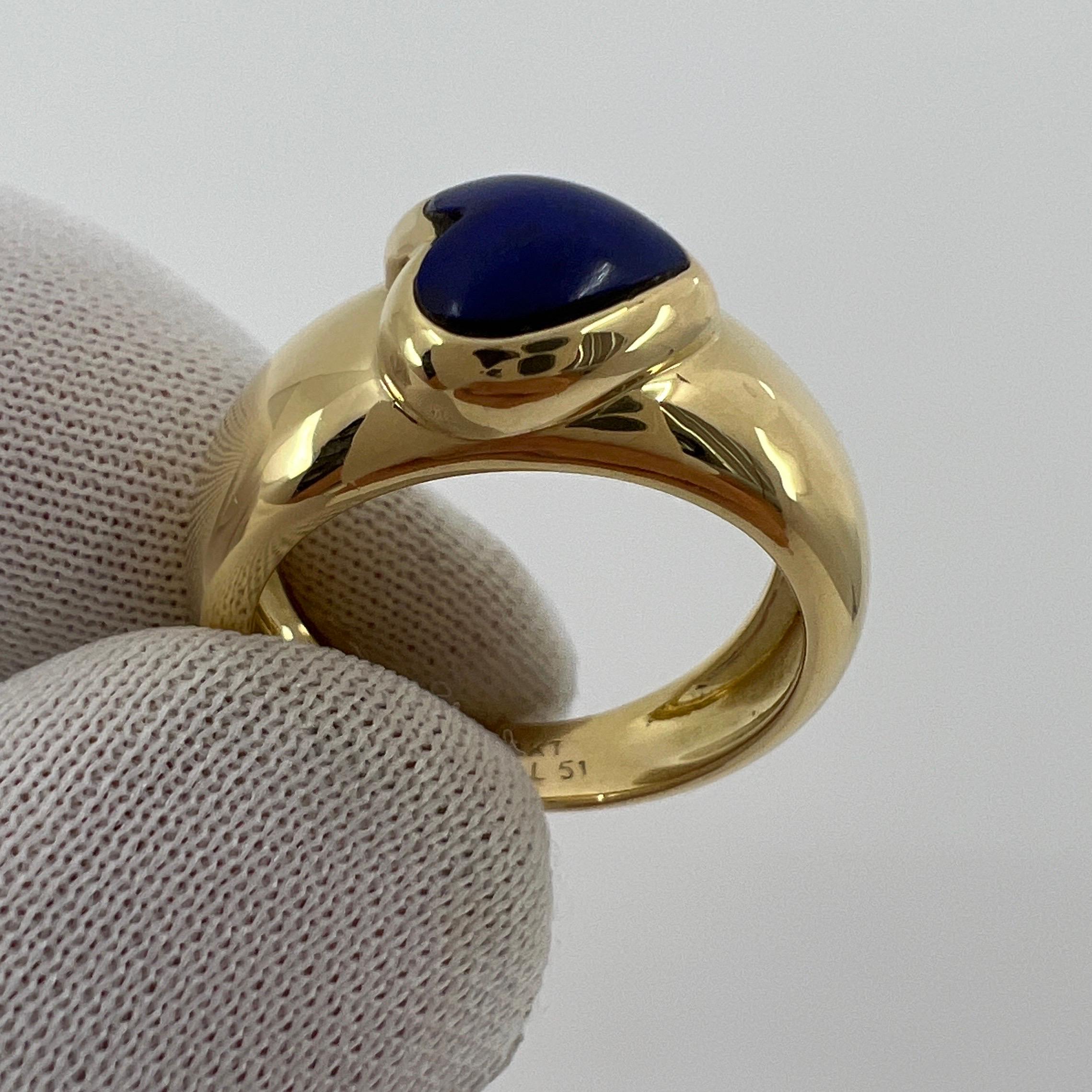 Women's or Men's Rare Vintage Van Cleef & Arpels 18k Yellow Gold Lapis Lazuli Heart Ring with Box