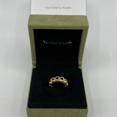 Rare Vintage Van Cleef & Arpels 18k Yellow Gold Open Heart Band Ring with Box