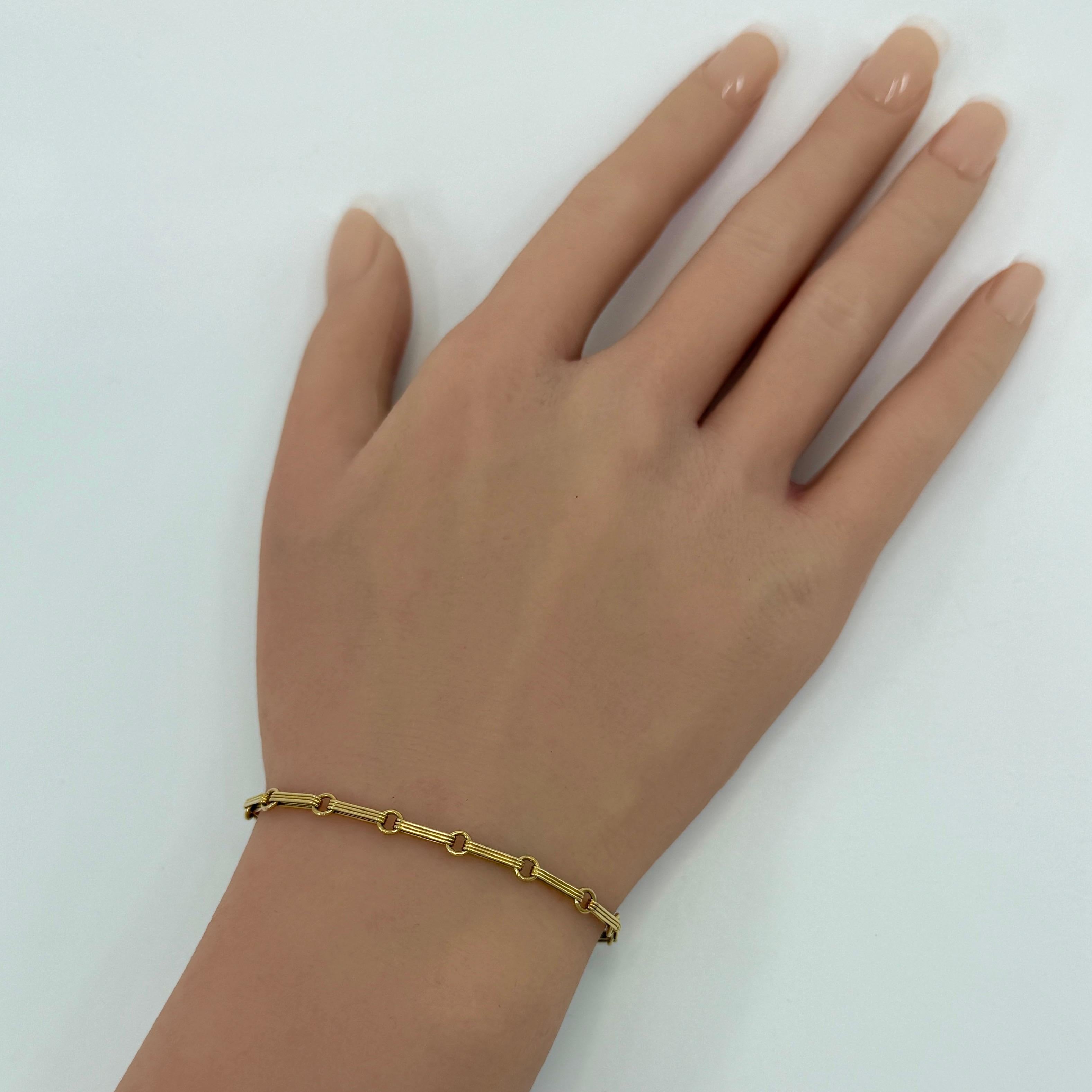 Rare Vintage Van Cleef & Arpels 18k Yellow Gold Paperclip Link Chain Bracelet en vente 7