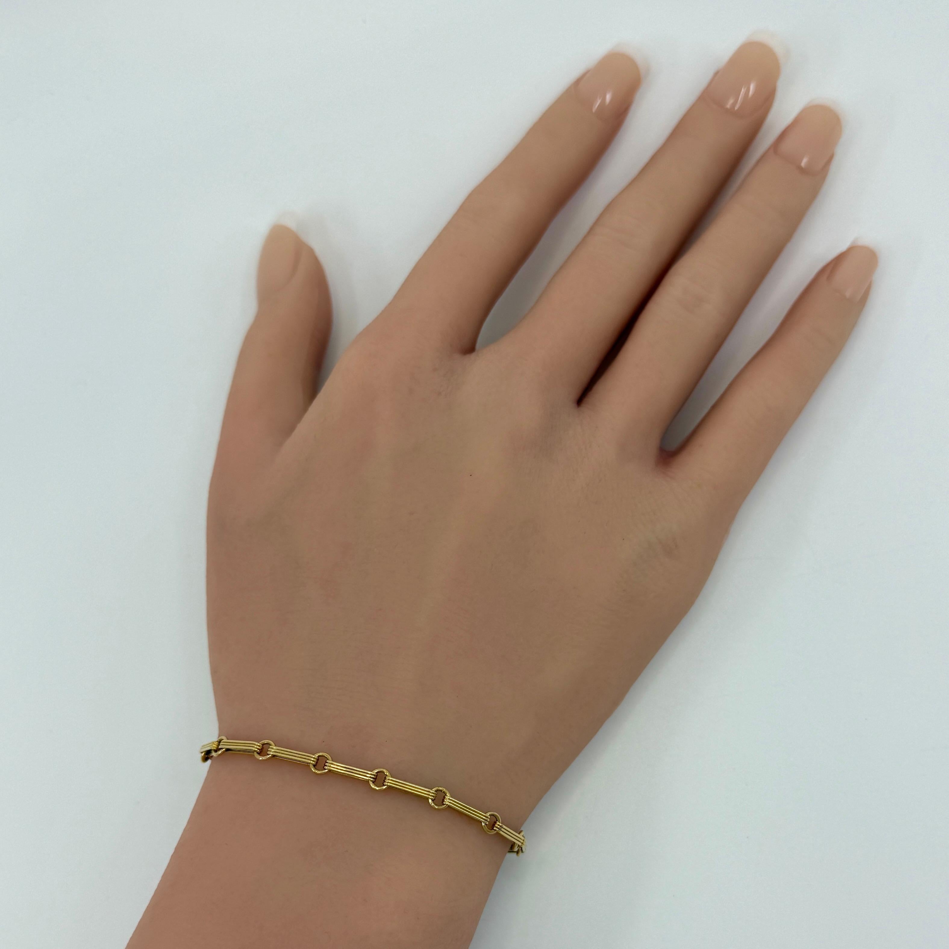 Rare Vintage Van Cleef & Arpels 18k Yellow Gold Paperclip Link Chain Bracelet en vente 1