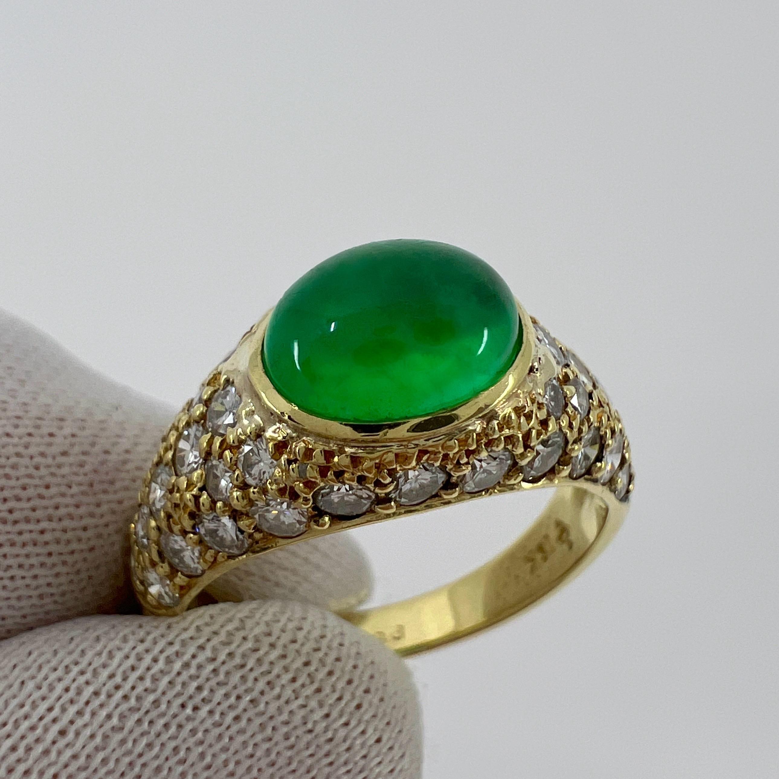 Rare Vintage Van Cleef & Arpels 2 Carat Emerald And Diamond Cocktail Dome Ring For Sale 8