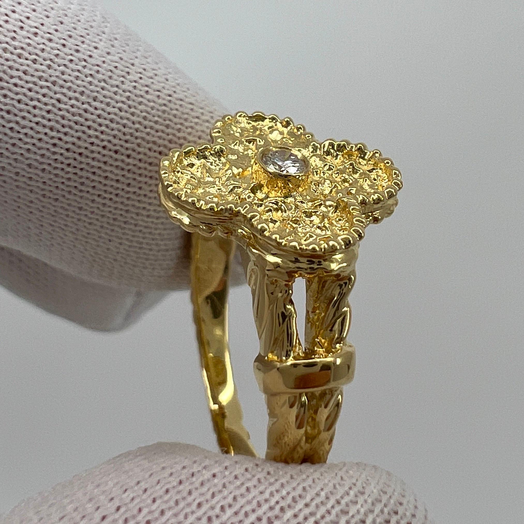 Rare Vintage Van Cleef & Arpels Alhambra Diamond Flower 18k Yellow Gold Ring In Excellent Condition In Birmingham, GB
