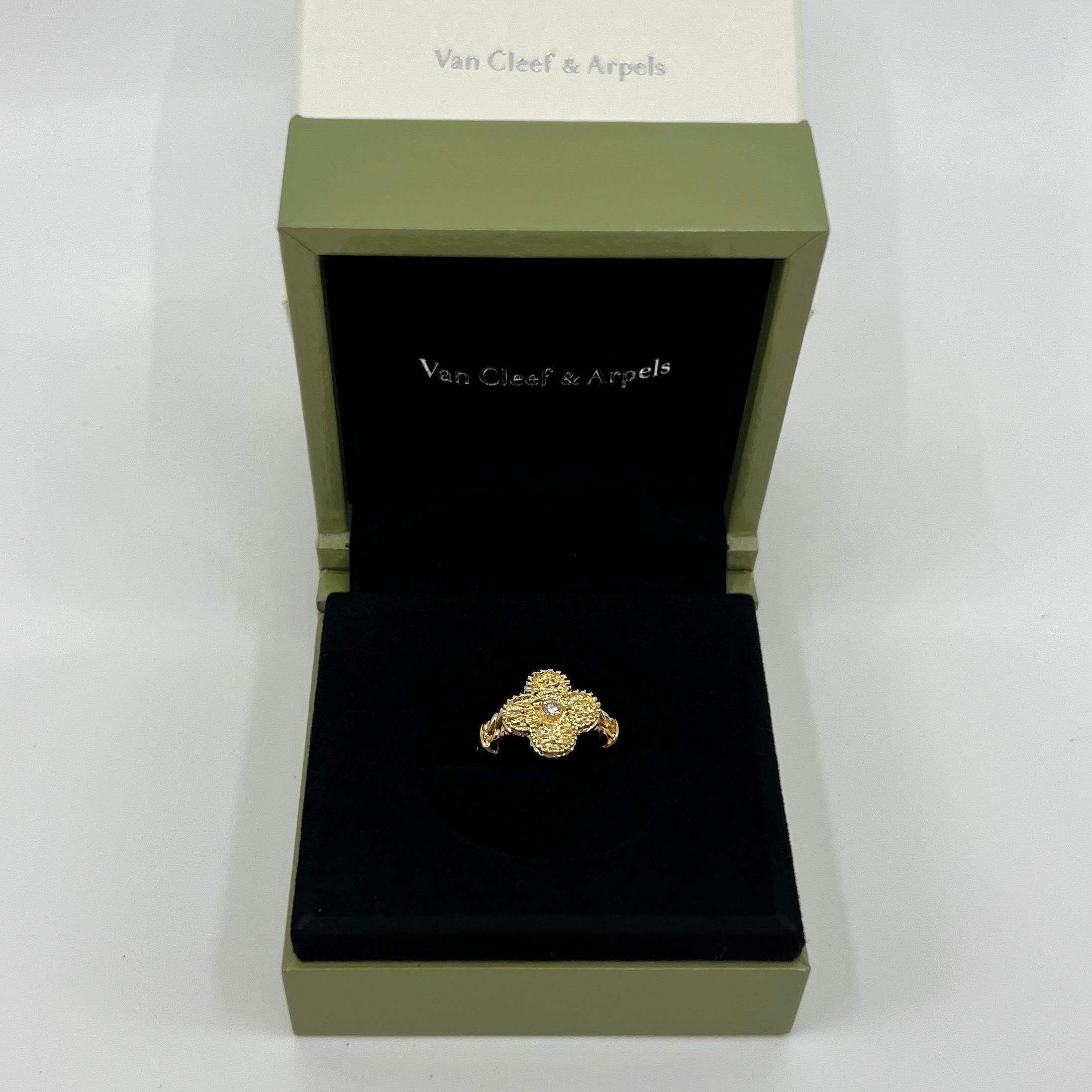Women's or Men's Rare Vintage Van Cleef & Arpels Alhambra Diamond Flower 18k Yellow Gold Ring