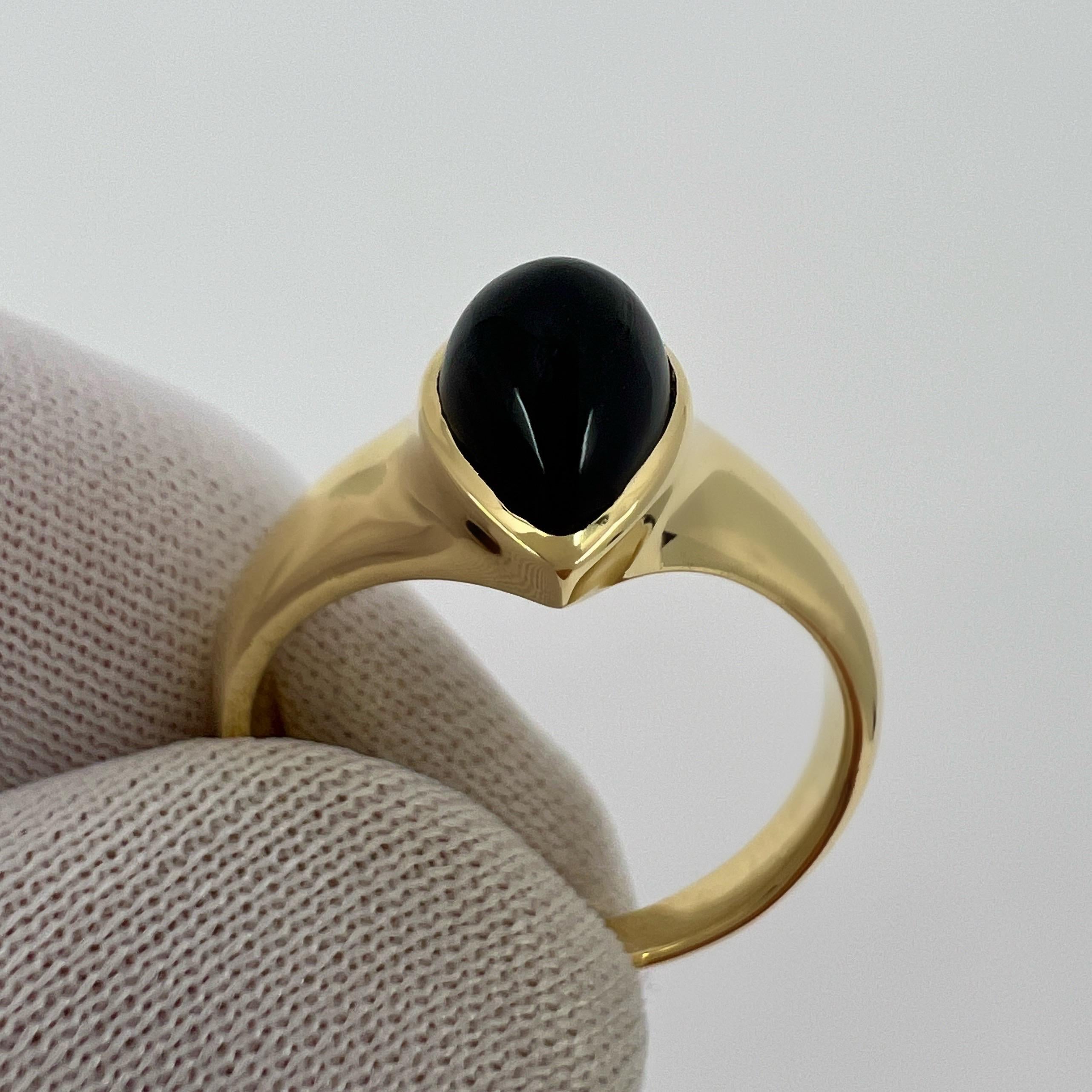 Rare bague Vintage Van Cleef & Arpels Onyx Noir Cabochon Poire Or Jaune 18k Excellent état - En vente à Birmingham, GB