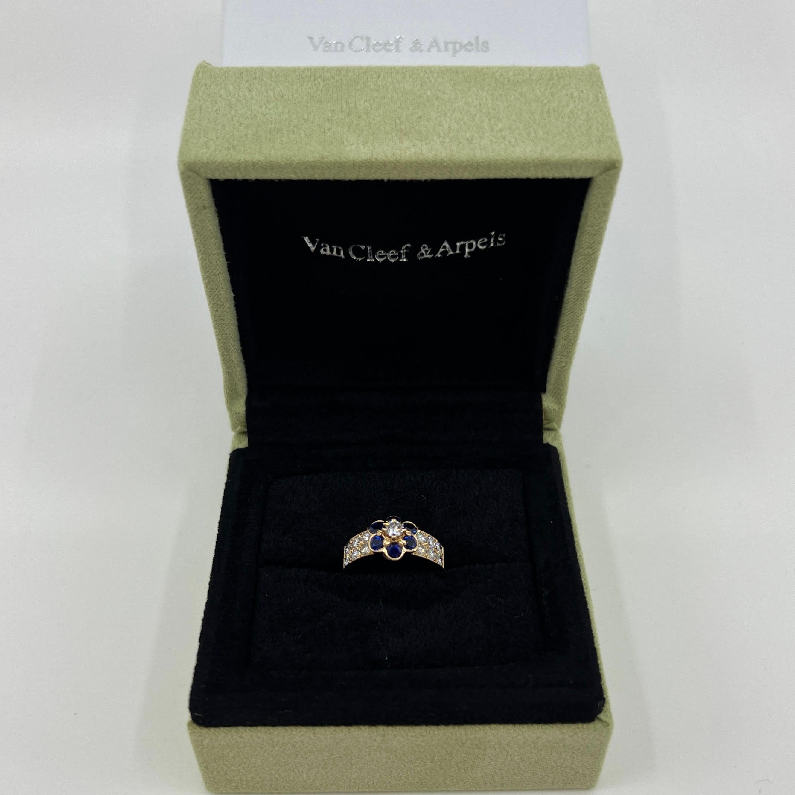 Van Cleef & Arpels, rare bague fleur Fleurette en saphir bleu et diamants 7