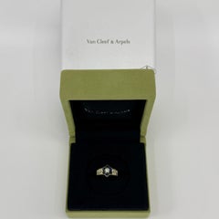 Rare Vintage Van Cleef & Arpels Blue Sapphire & Diamond Fleurette Flower Ring