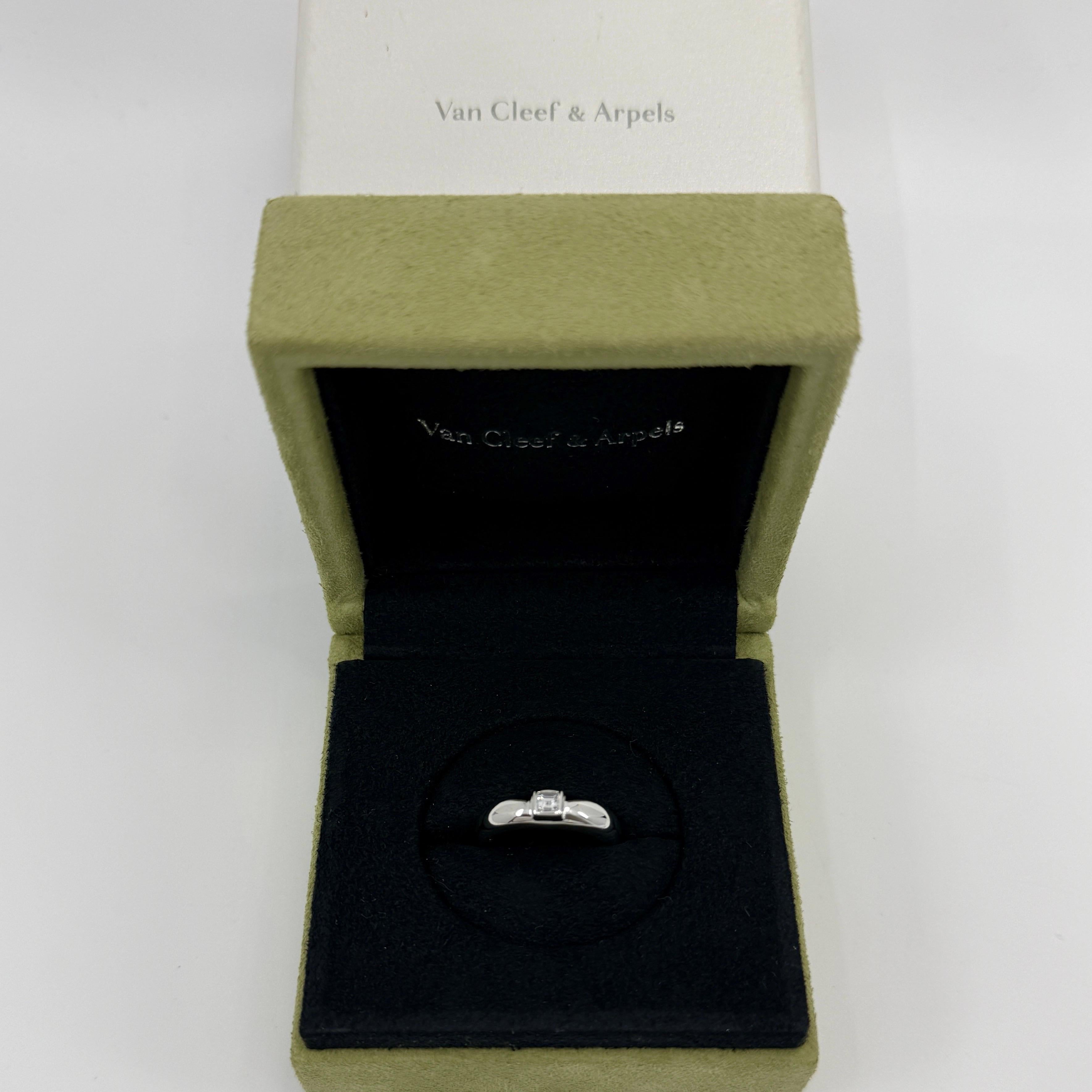 Rare Vintage Van Cleef & Arpels Diamond 18k White Gold Solitaire Band Ring 5