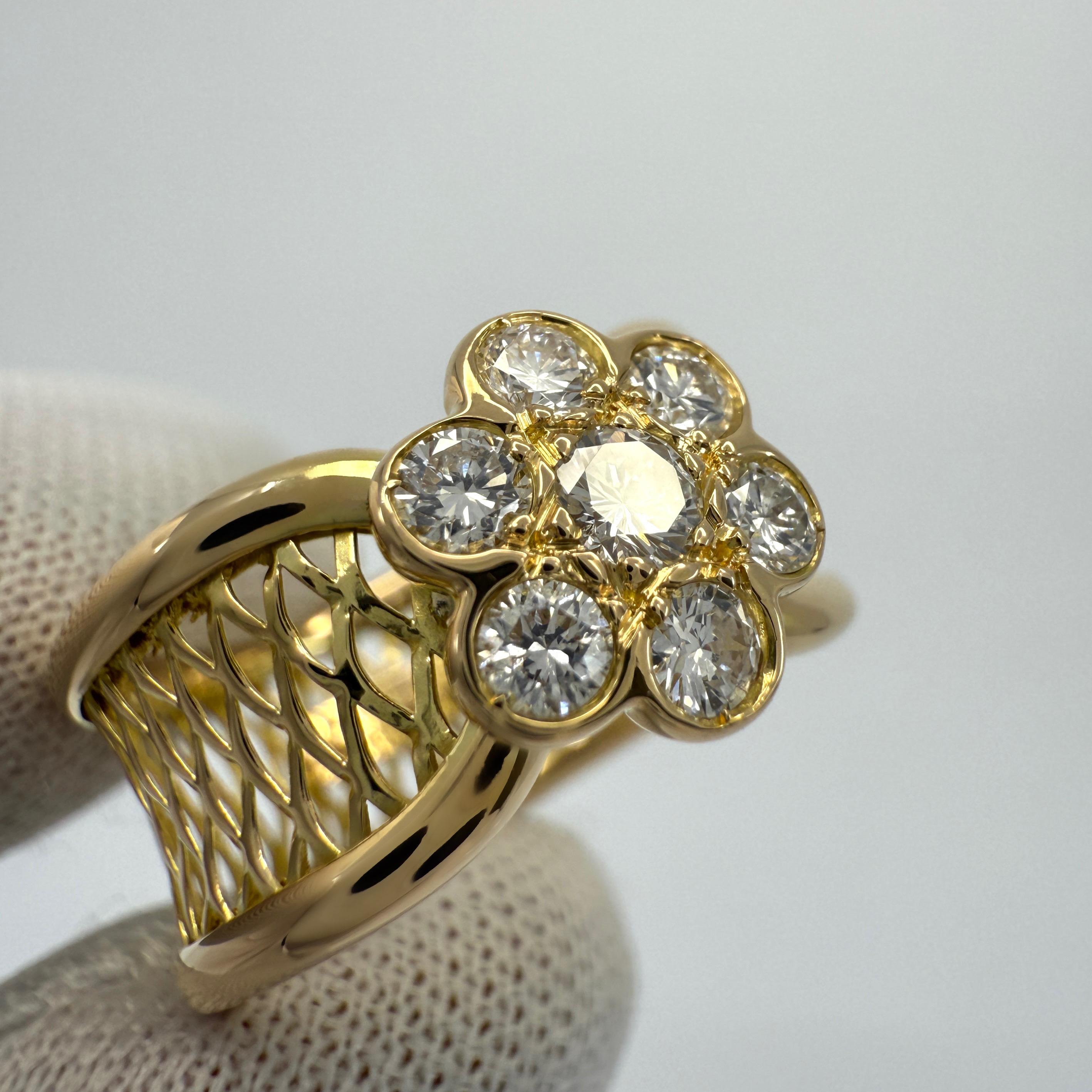 Rare Vintage Van Cleef & Arpels Diamond 18k Yellow Gold Flower Filigree Ring For Sale 5