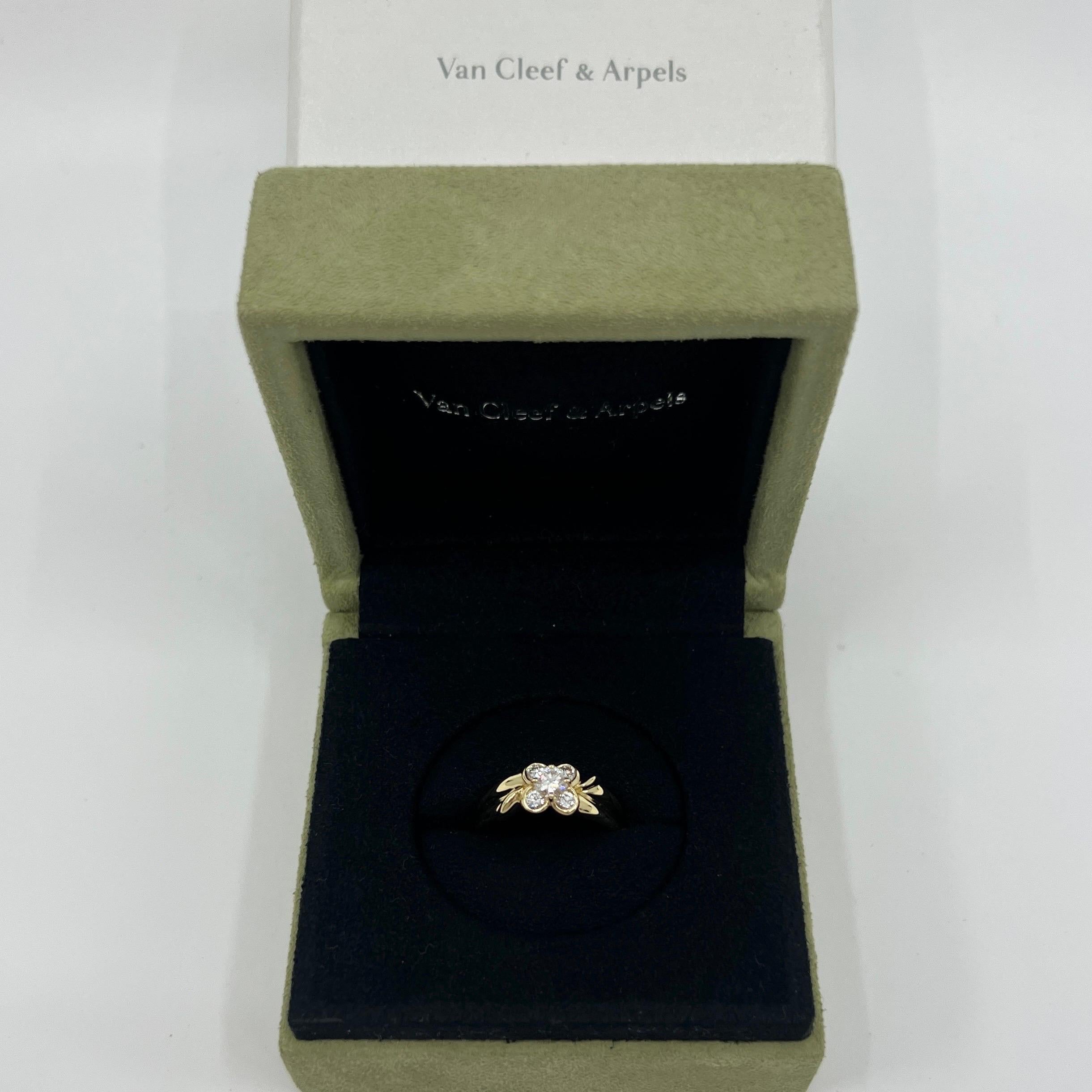 Rare Vintage Van Cleef & Arpels Diamond 18k Yellow Gold Flower Onbell Ring 6