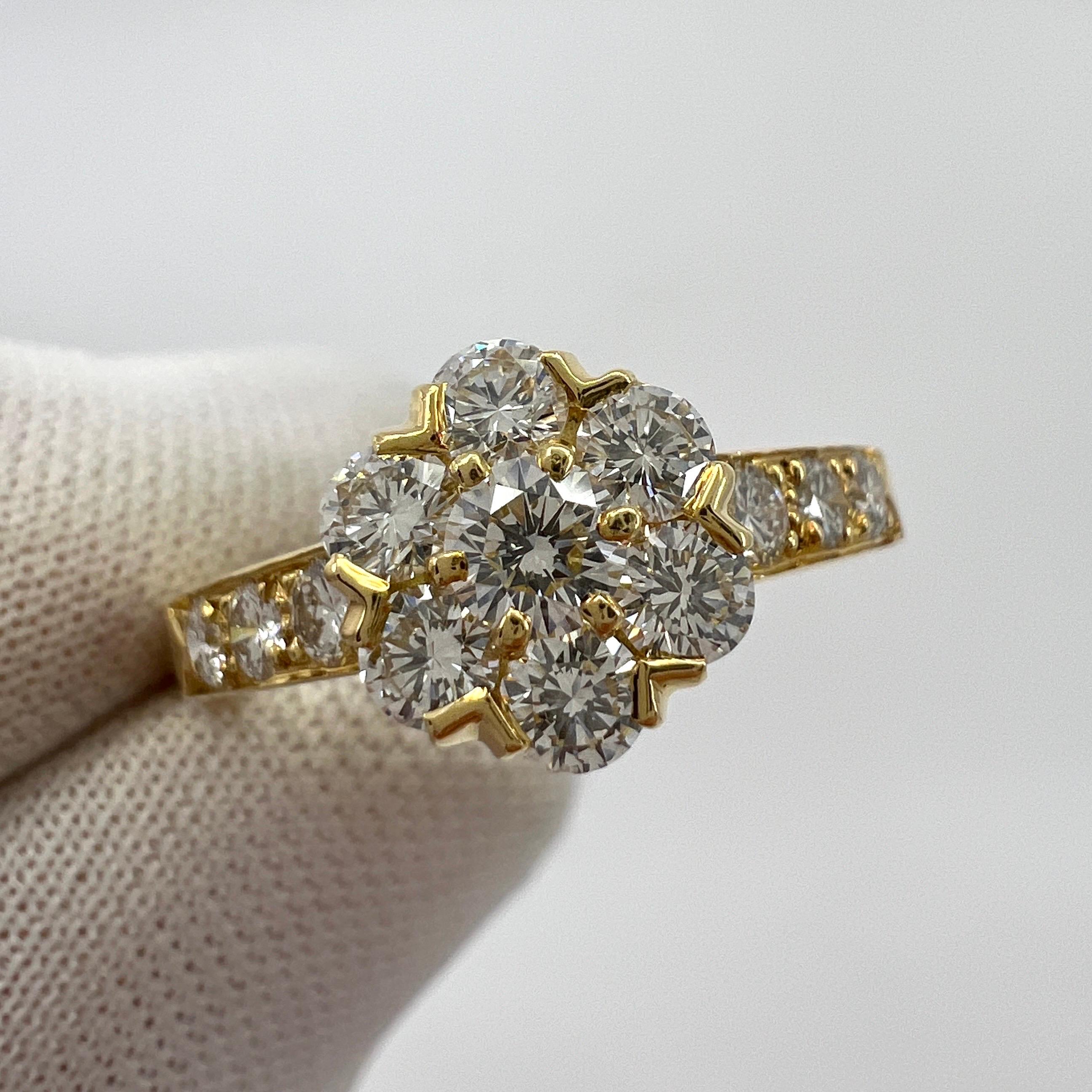 bague fleur van cleef