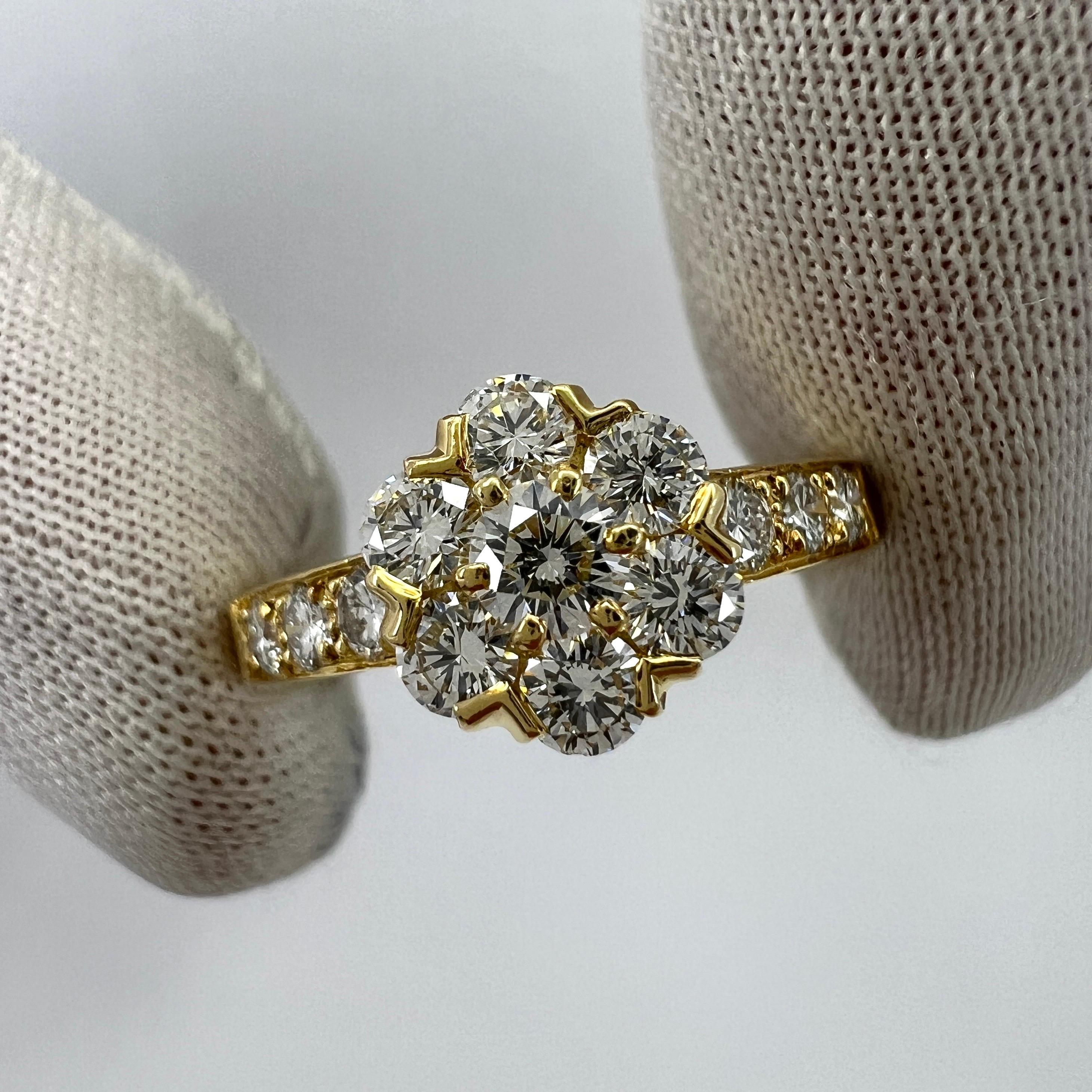 Van Cleef & Arpels, rare bague fleur en or jaune 18 carats avec diamants 1