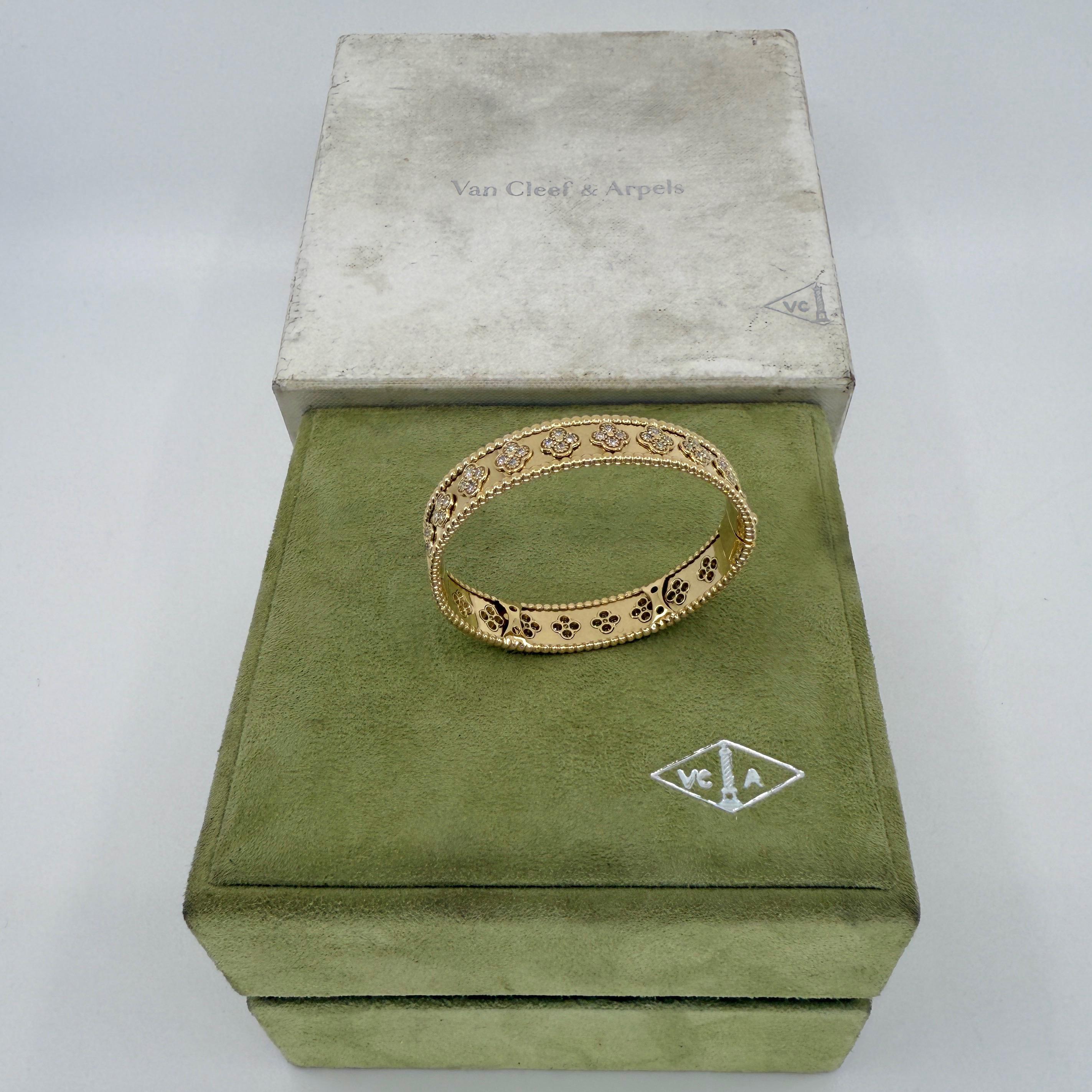 Seltene Vintage Van Cleef & Arpels Diamant Perlee Alhambra 18k Gelbgold-Armband im Angebot 4