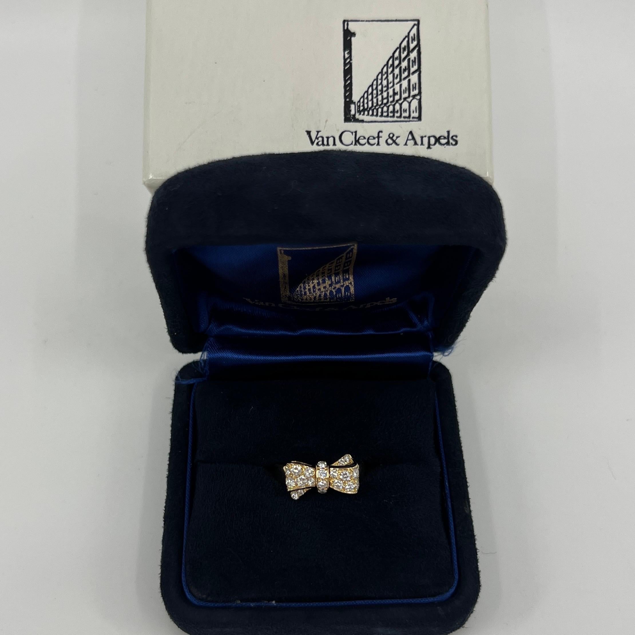Rare Vintage Van Cleef & Arpels Diamond 18k Yellow Gold Ribbon  Bow Ring.

A stunning ring with a unique design typical of Van Cleef & Arpels, set with a beautiful arrangement of top quality white diamonds.
Varying size round brilliant cut natural