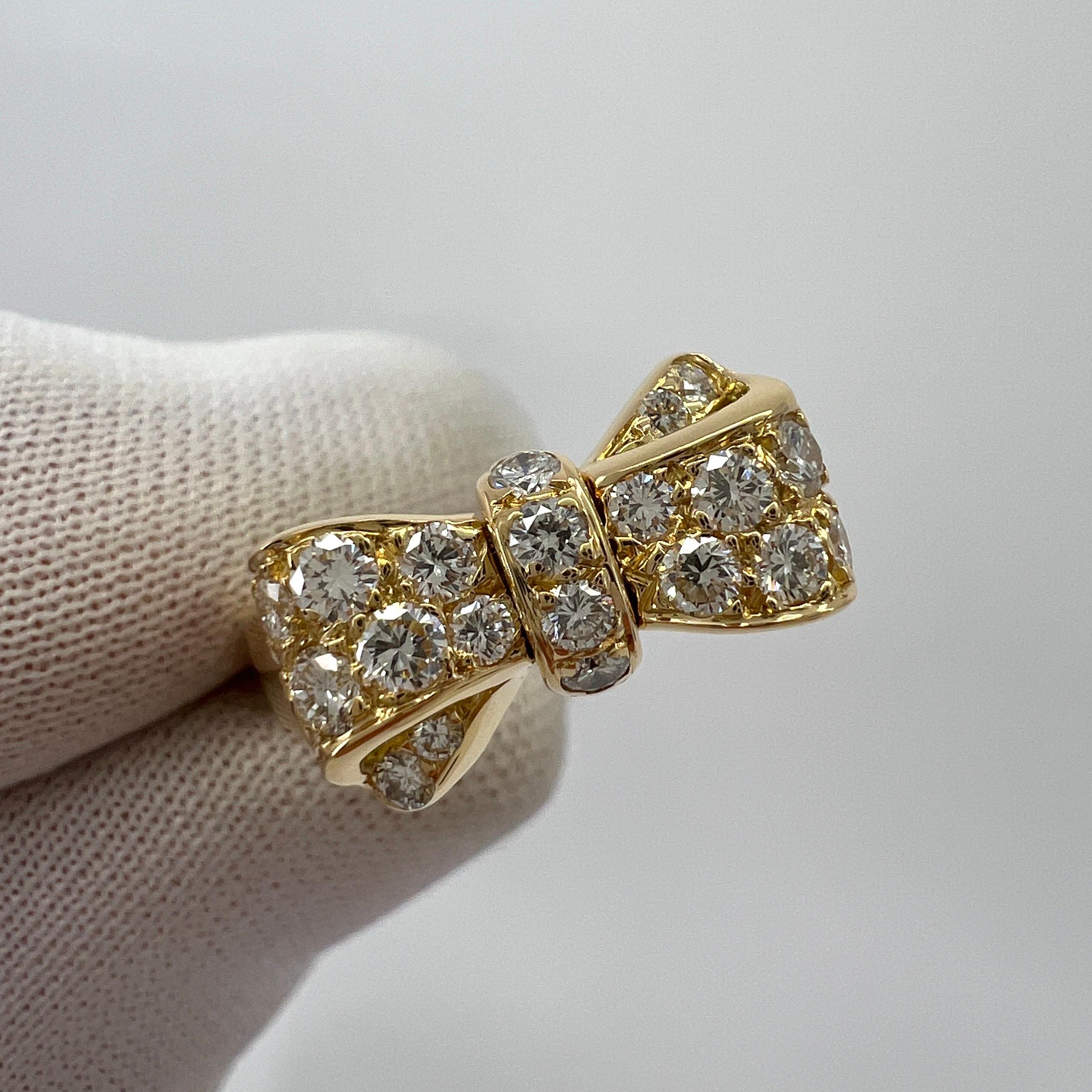 Rare Vintage Van Cleef & Arpels Diamond Ribbon Bow 18k Yellow Gold Cocktail Ring In Excellent Condition In Birmingham, GB
