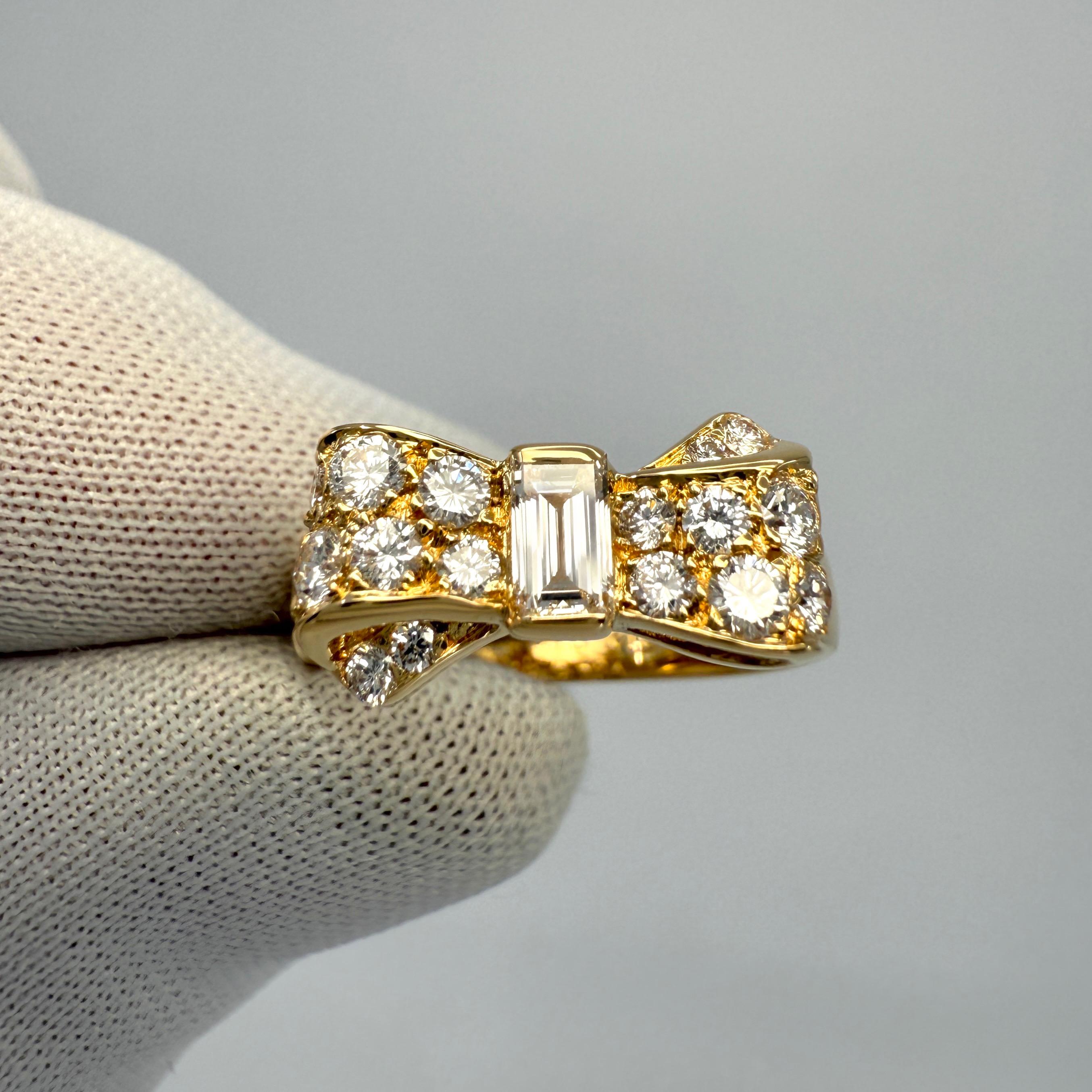 Women's or Men's Rare Vintage Van Cleef & Arpels Diamond Ribbon Bow 18k Yellow Gold Cocktail Ring