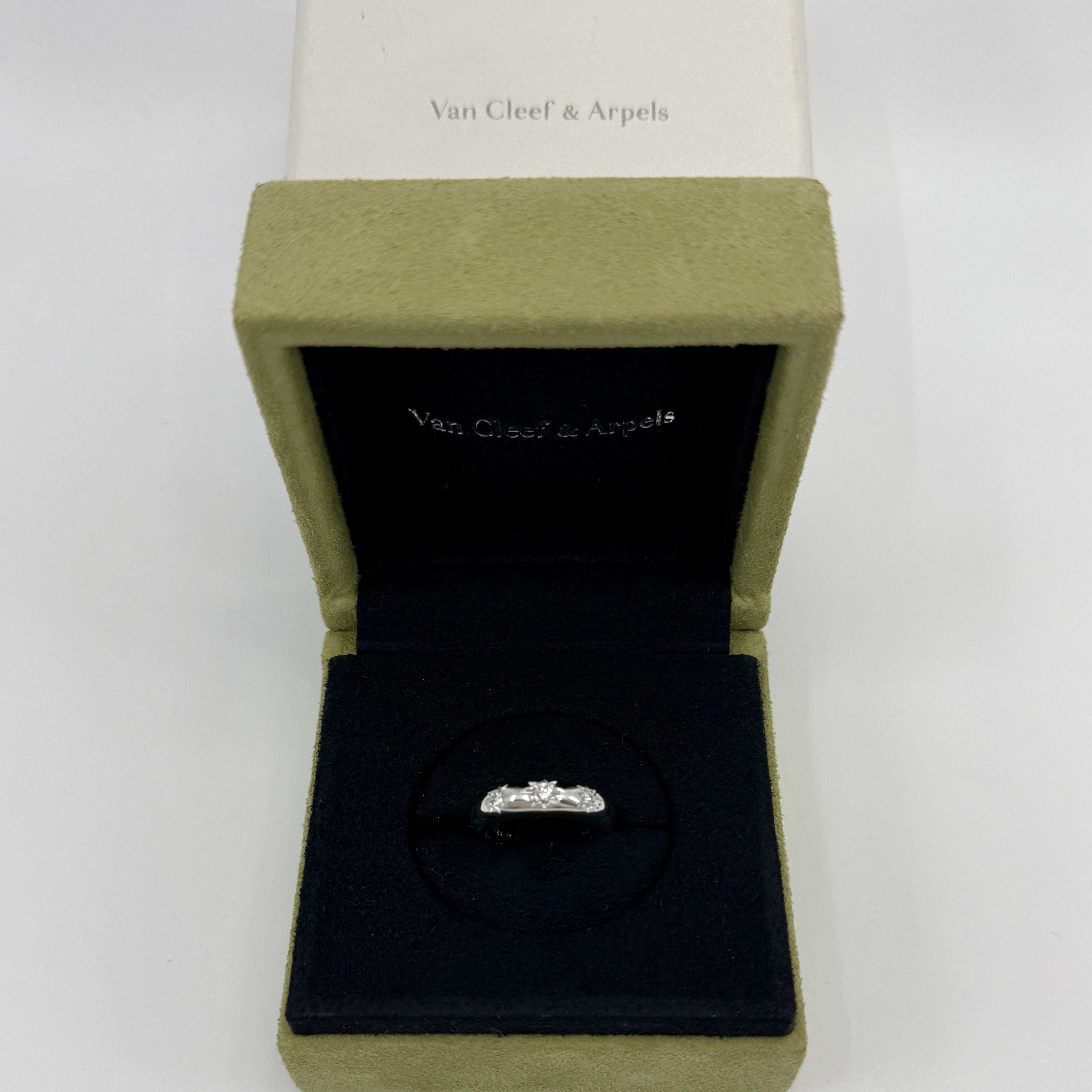 Rare Vintage Van Cleef & Arpels Diamond Three Stone 18k White Gold Ring For Sale 5