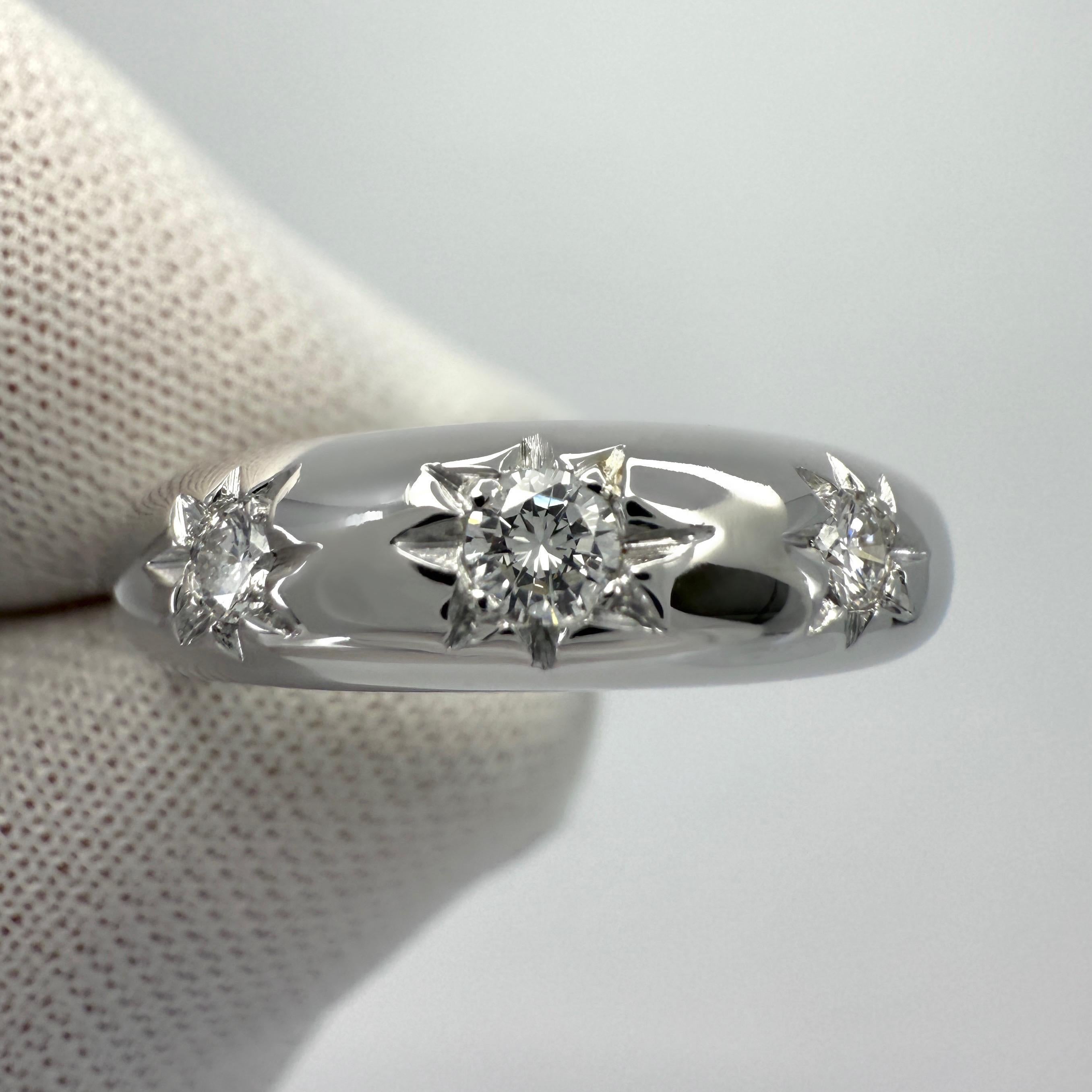 Round Cut Rare Vintage Van Cleef & Arpels Diamond Three Stone 18k White Gold Ring For Sale