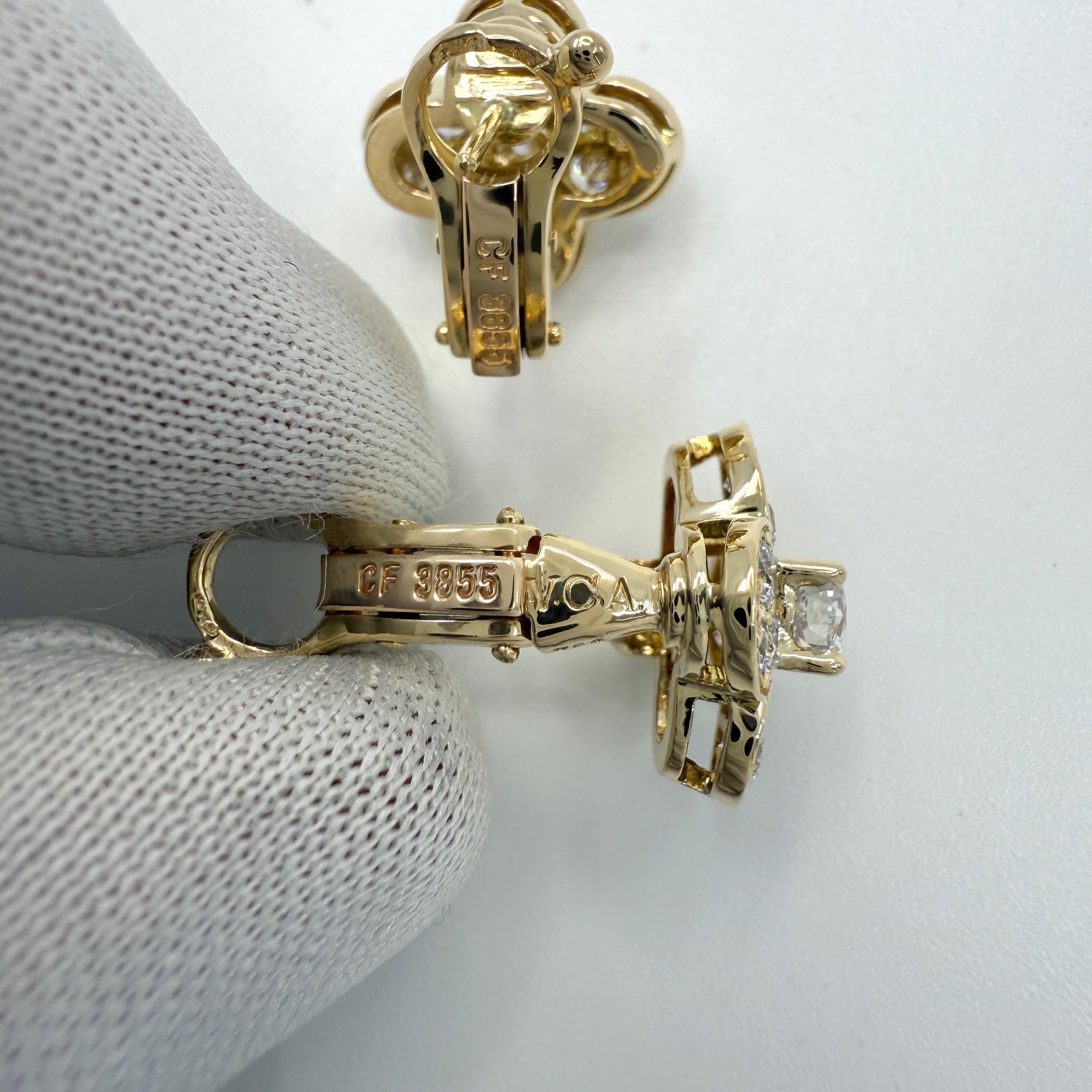 Femenino o masculino Raro Vintage Van Cleef & Arpels Diamante Trefle Alhambra Flor Pendiente Studs en venta