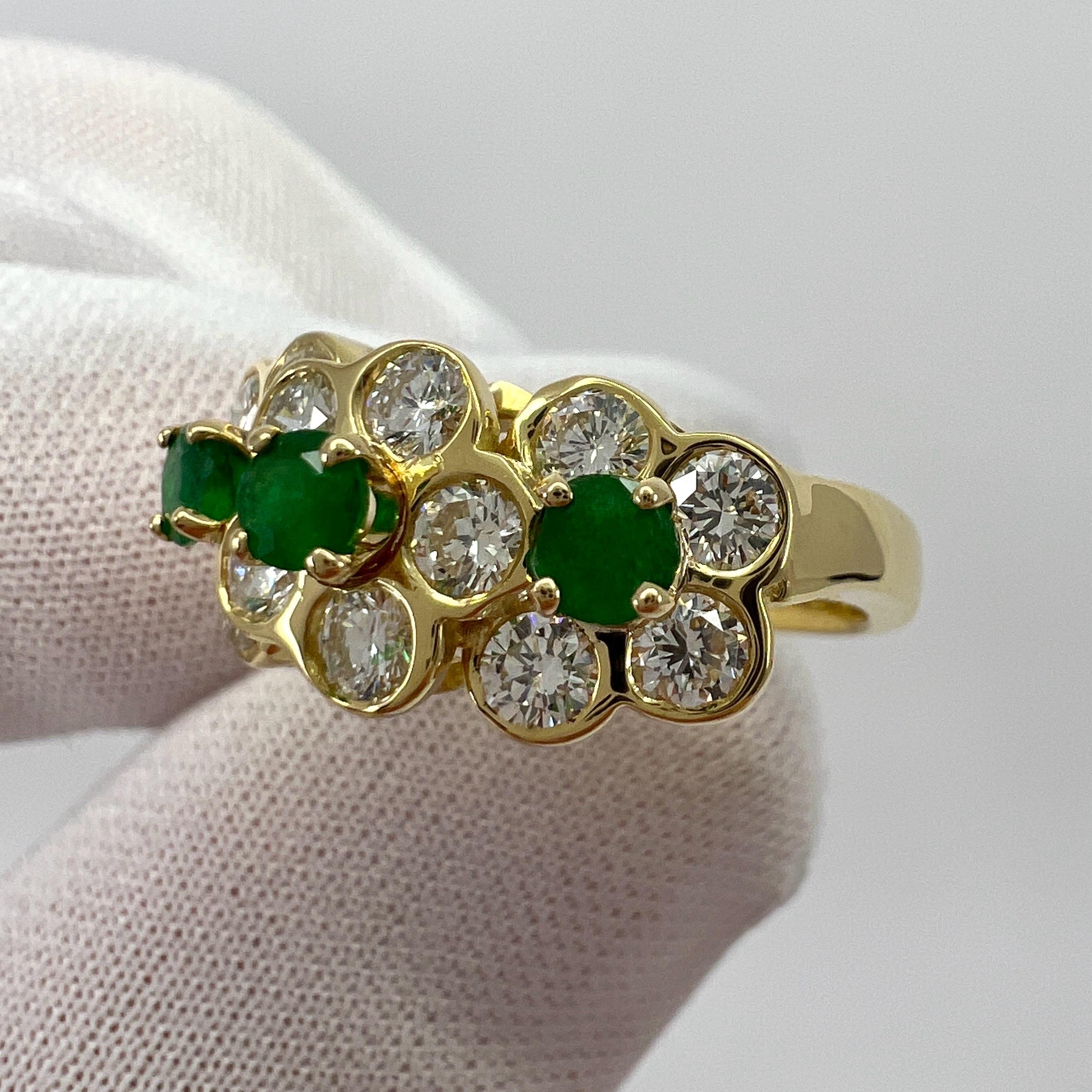 Rare Vintage Van Cleef & Arpels Emerald & Diamond 18k Gold Fleurette Flower Ring For Sale 6