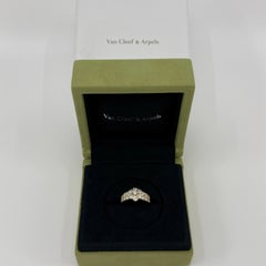 Rare Vintage Van Cleef & Arpels Fleurette Diamond 18k Yellow Gold Flower Ring