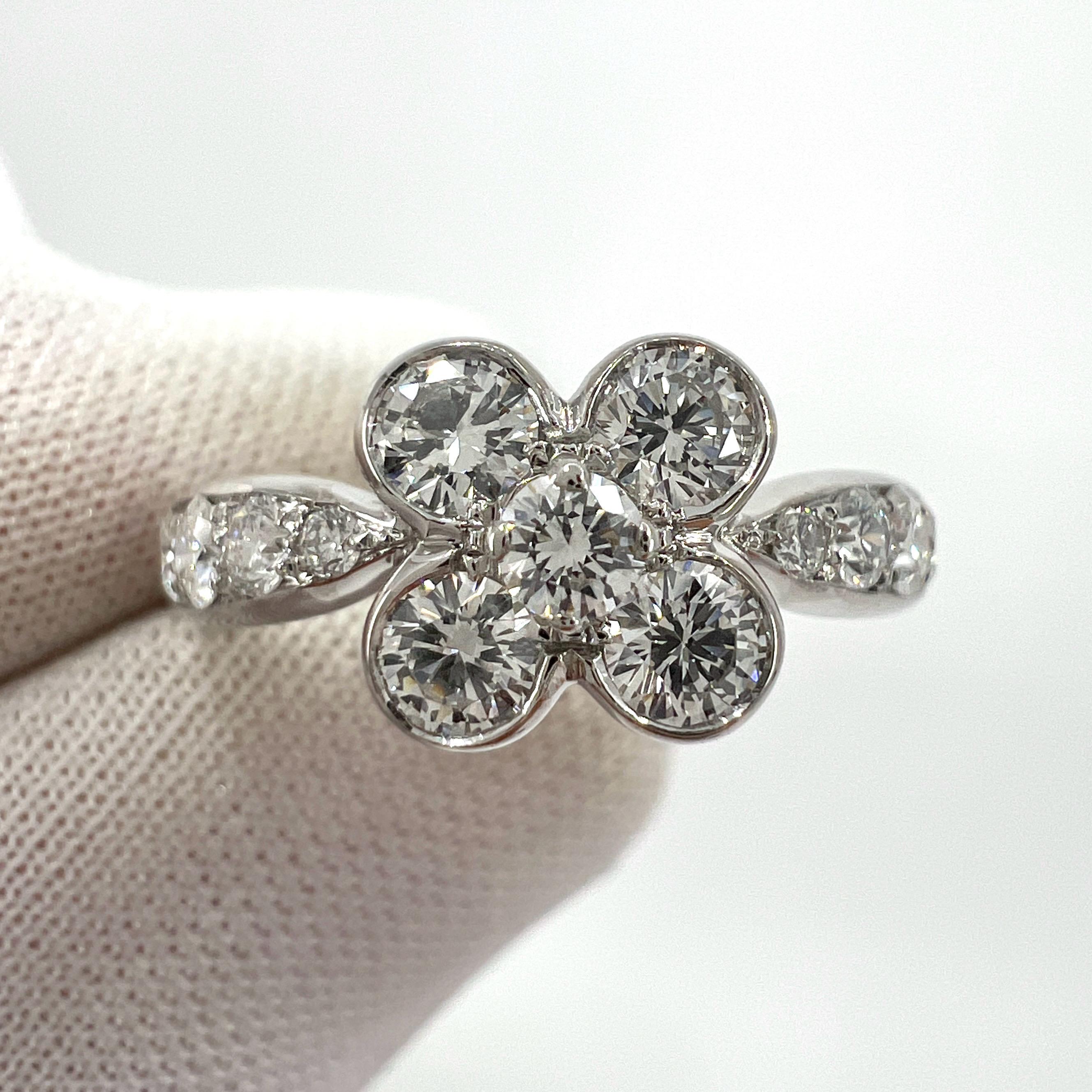 Rare Vintage Van Cleef & Arpels Onbell Diamond 18k White Gold Flower Ring 51 For Sale 5