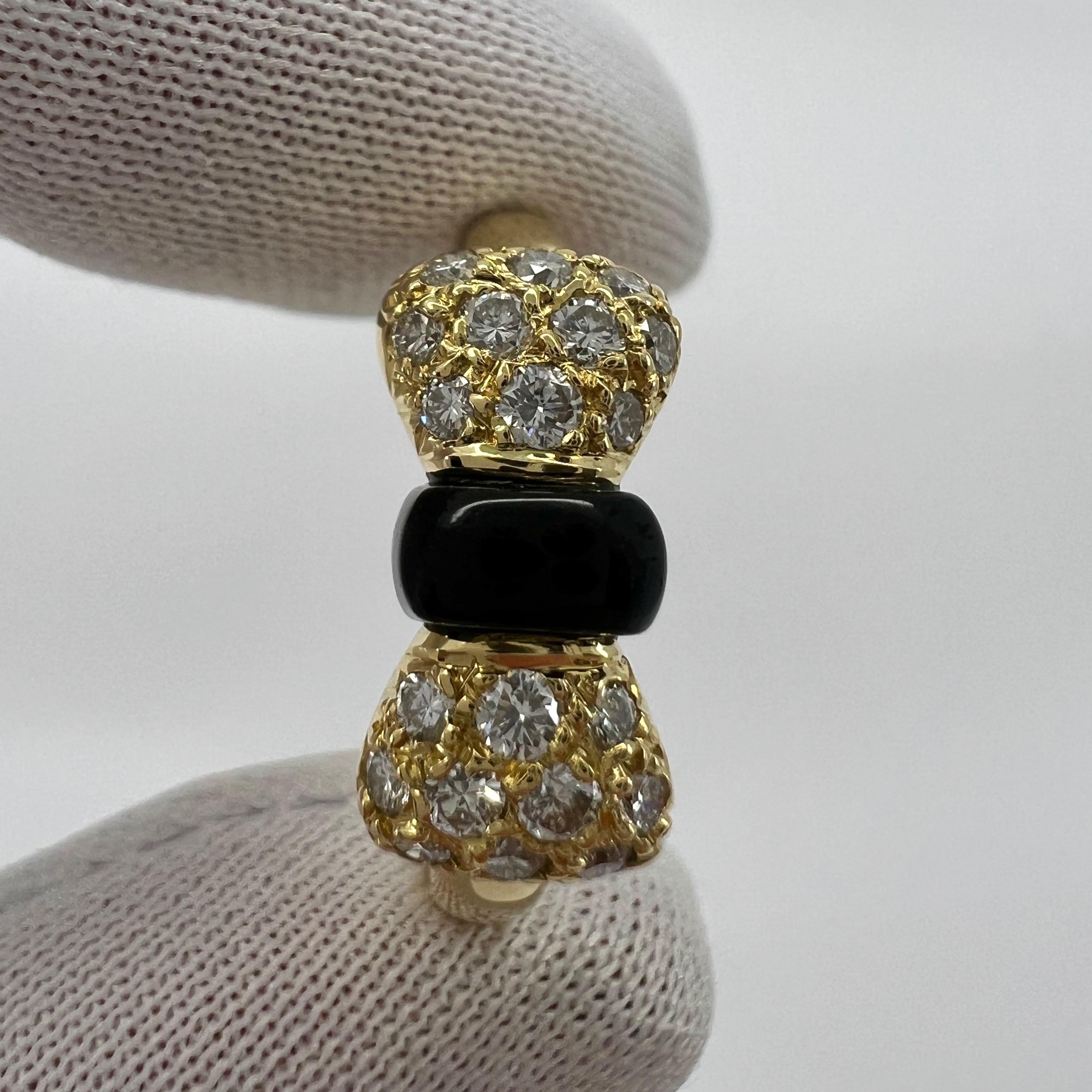 Rare Vintage Van Cleef & Arpels Onyx And Diamond 18k Yellow Gold Ribbon Bow Ring For Sale 3