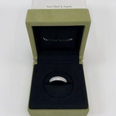 Seltener Vintage-Ring von Van Cleef & Arpels mit Pavé-Diamanten aus 18 Karat Weißgold in Kuppelform, Größe EU 50