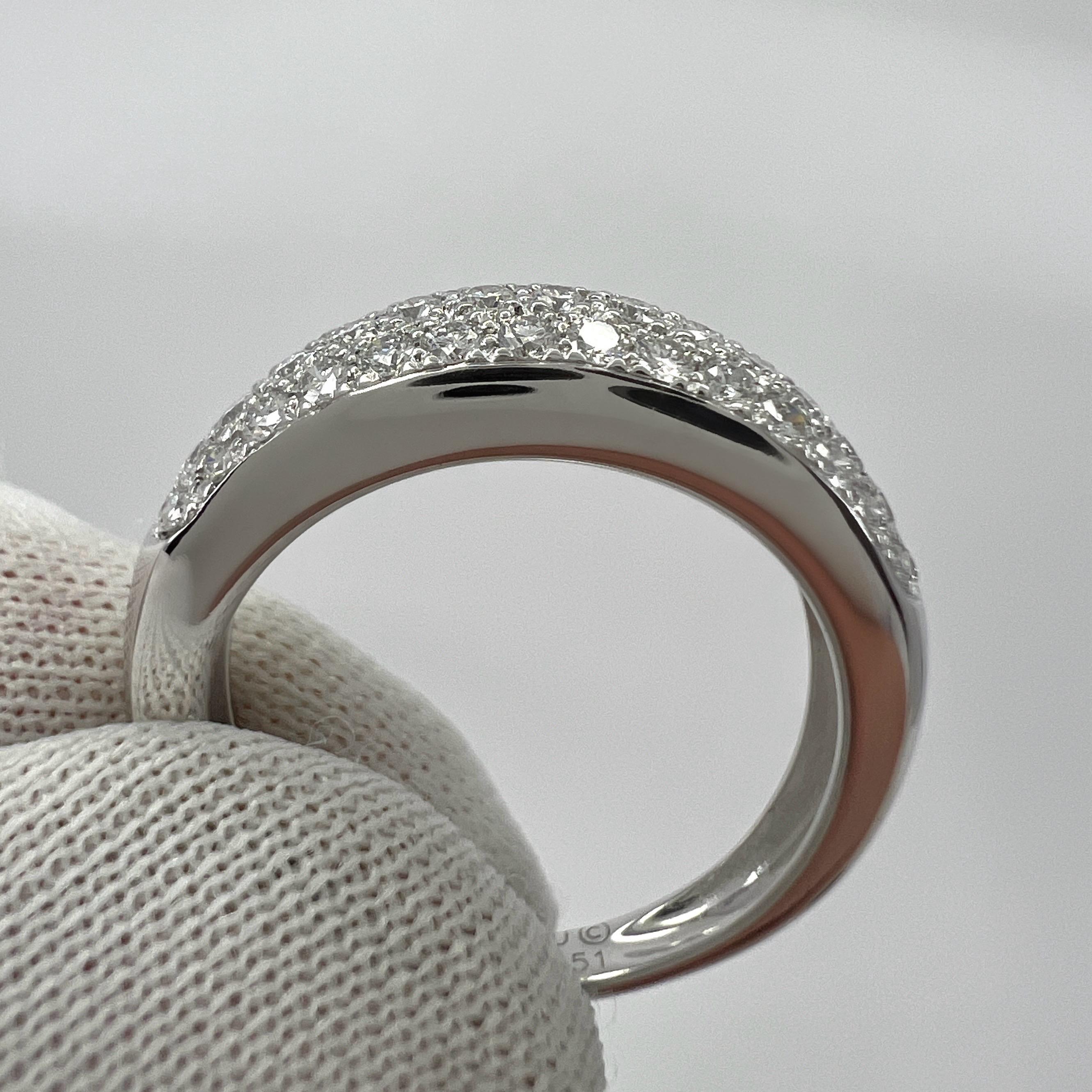 Seltener Vintage Van Cleef & Arpels Pavé Diamant 18k Weißgold Band Dome Ring im Angebot 1