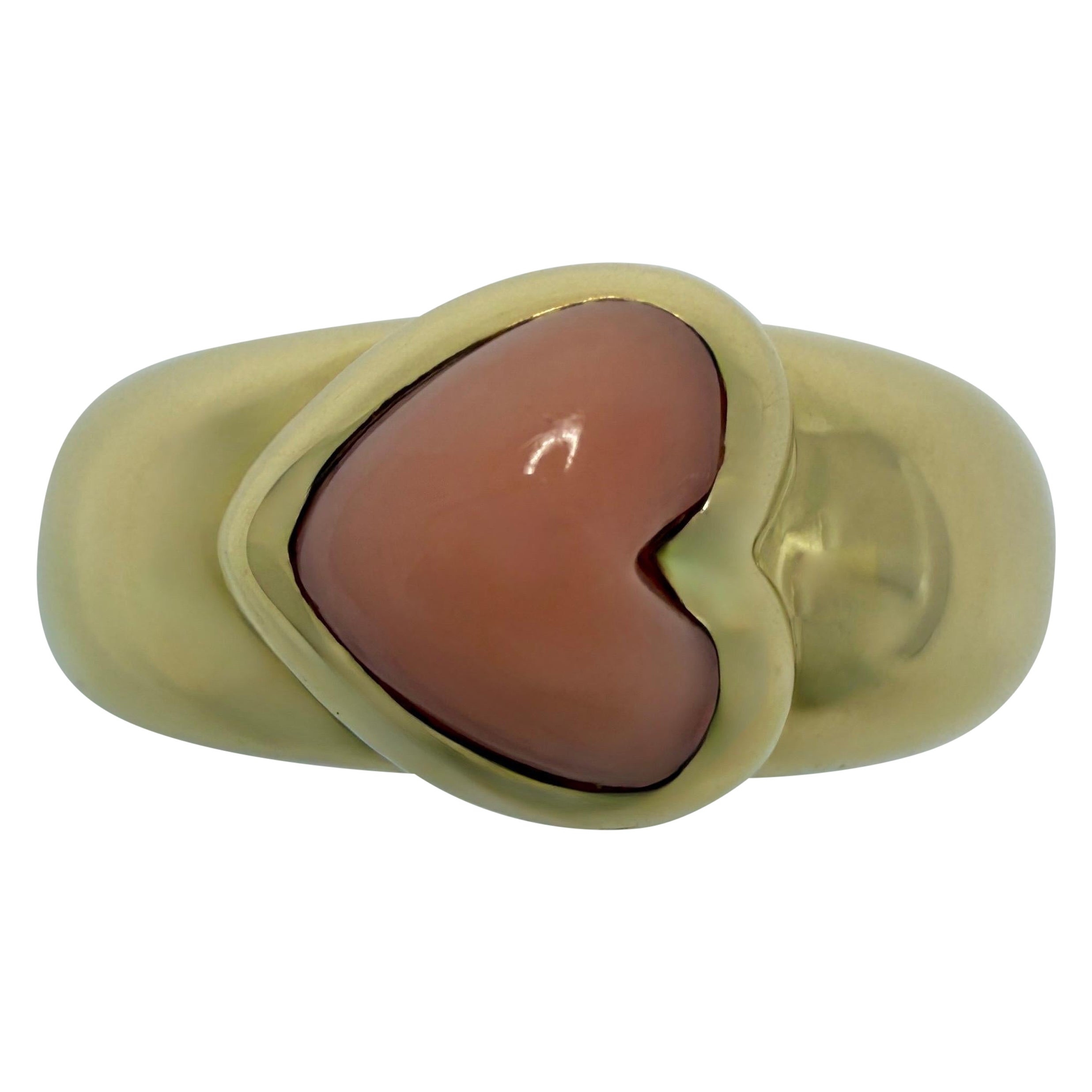 Why is Van Cleef and Arpels so expensive?