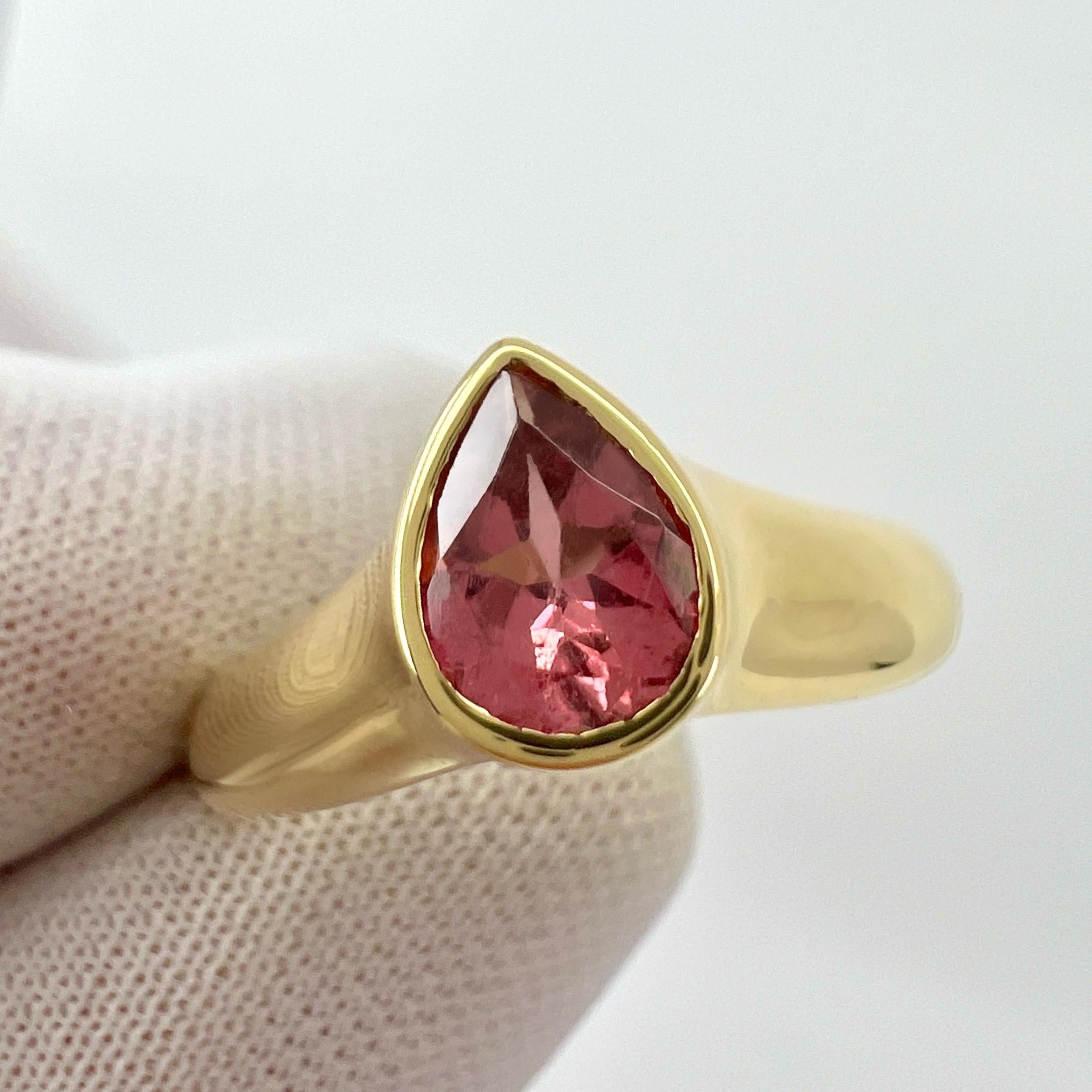 Rare Vintage Van Cleef & Arpels Pink Tourmaline Pear Cut 18k Yellow Gold Ring For Sale 4