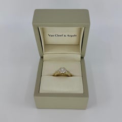 Rare Vintage Van Cleef & Arpels Round And Baguette Diamond Fleurette Flower Ring