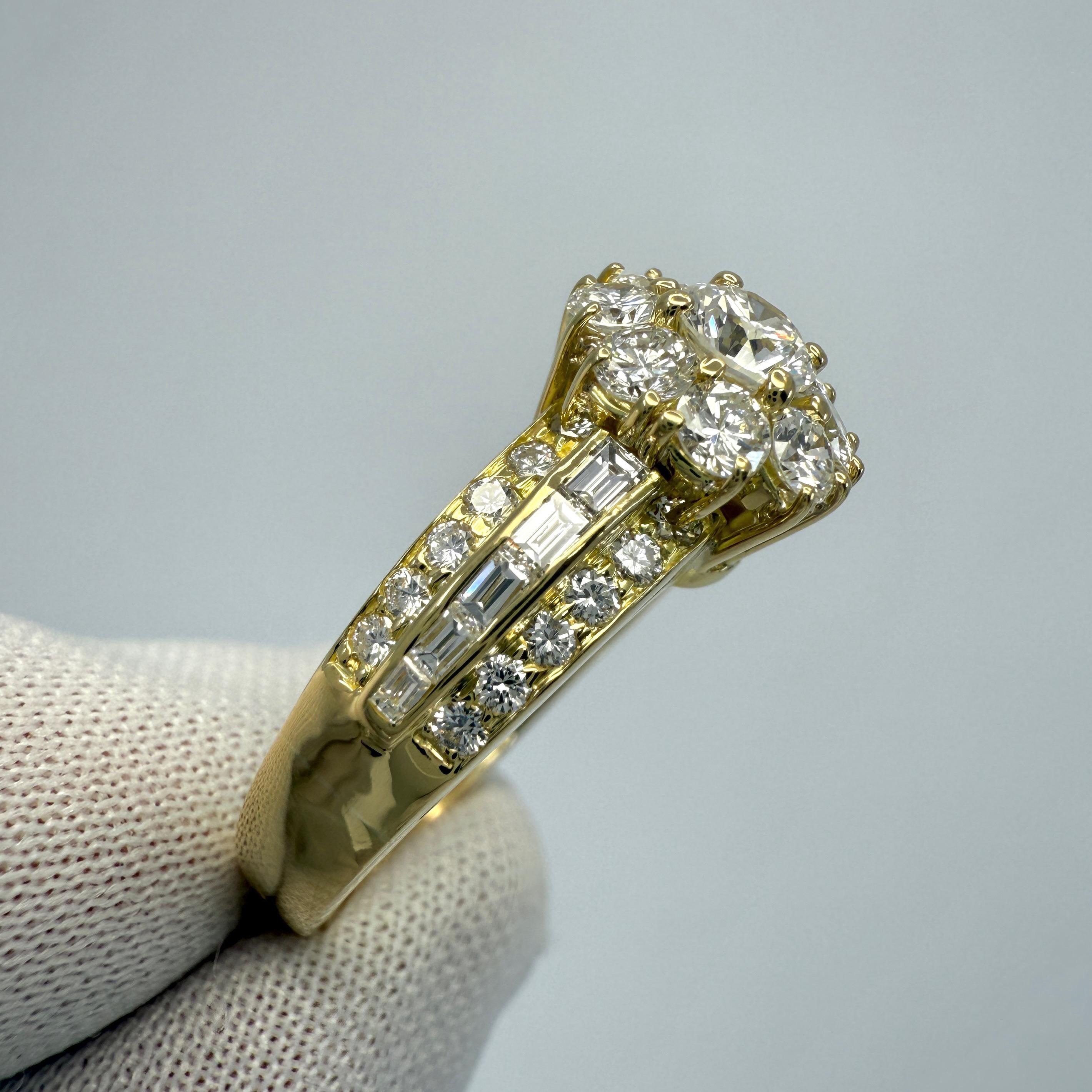 Raro anello d'epoca Van Cleef & Arpels con diamanti tondi e baguette a fiore Fleurette In condizioni buone in vendita a Birmingham, GB