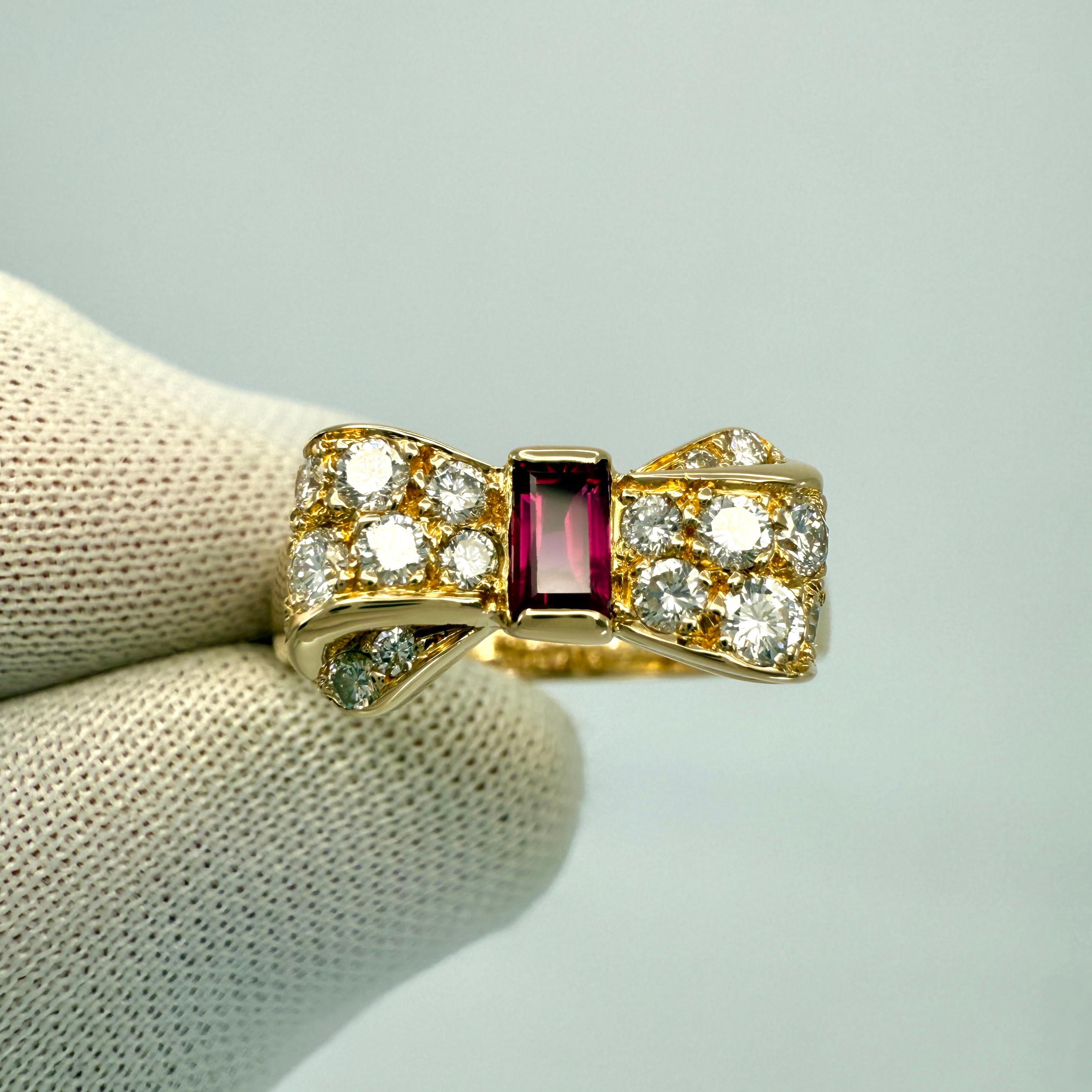 Rare Vintage Van Cleef & Arpels Ruby & Diamond Bow 18k Yellow Gold Cocktail Ring 3