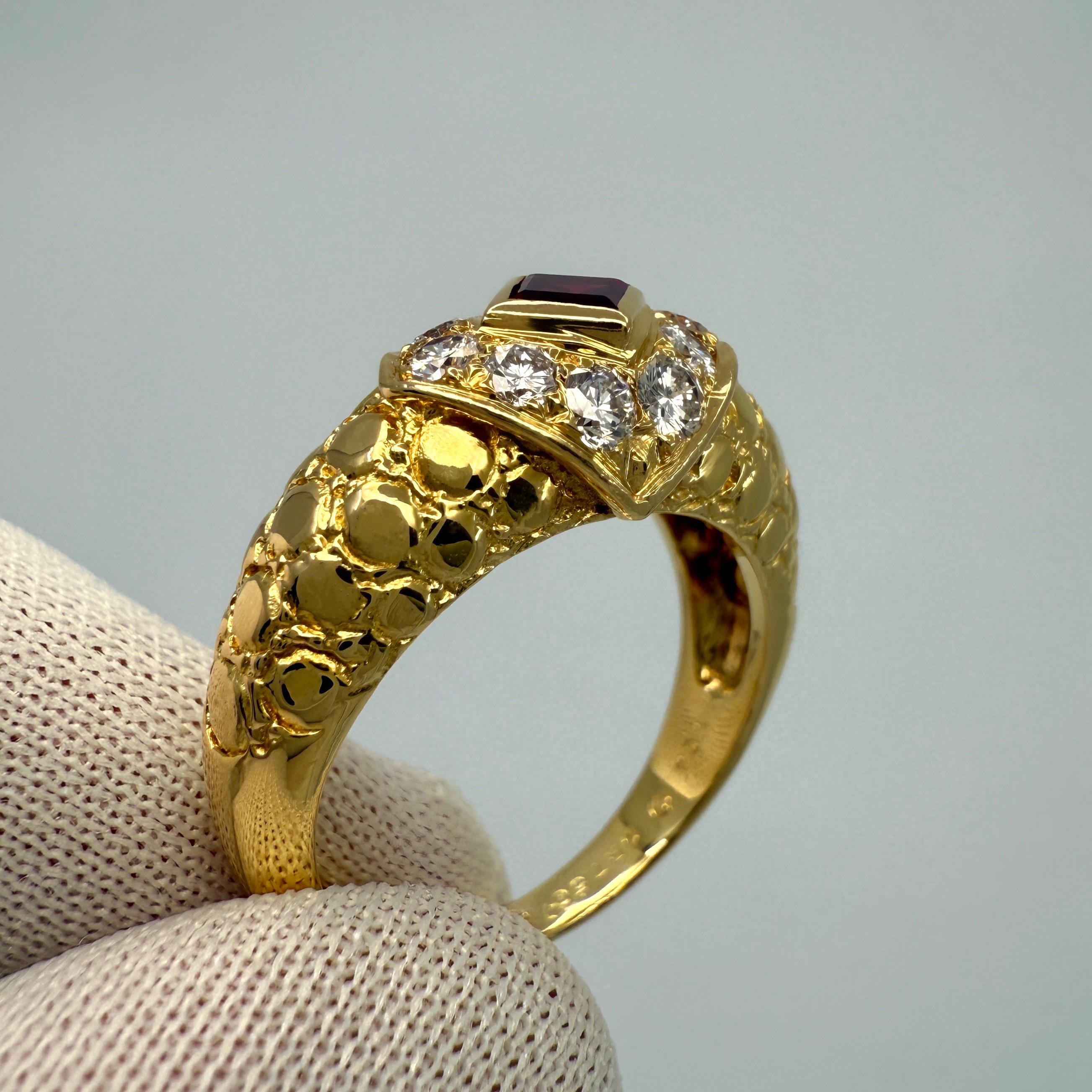 Rare Vintage Van Cleef & Arpels Square Cut Ruby & Diamond 18k Yellow Gold Ring For Sale 3