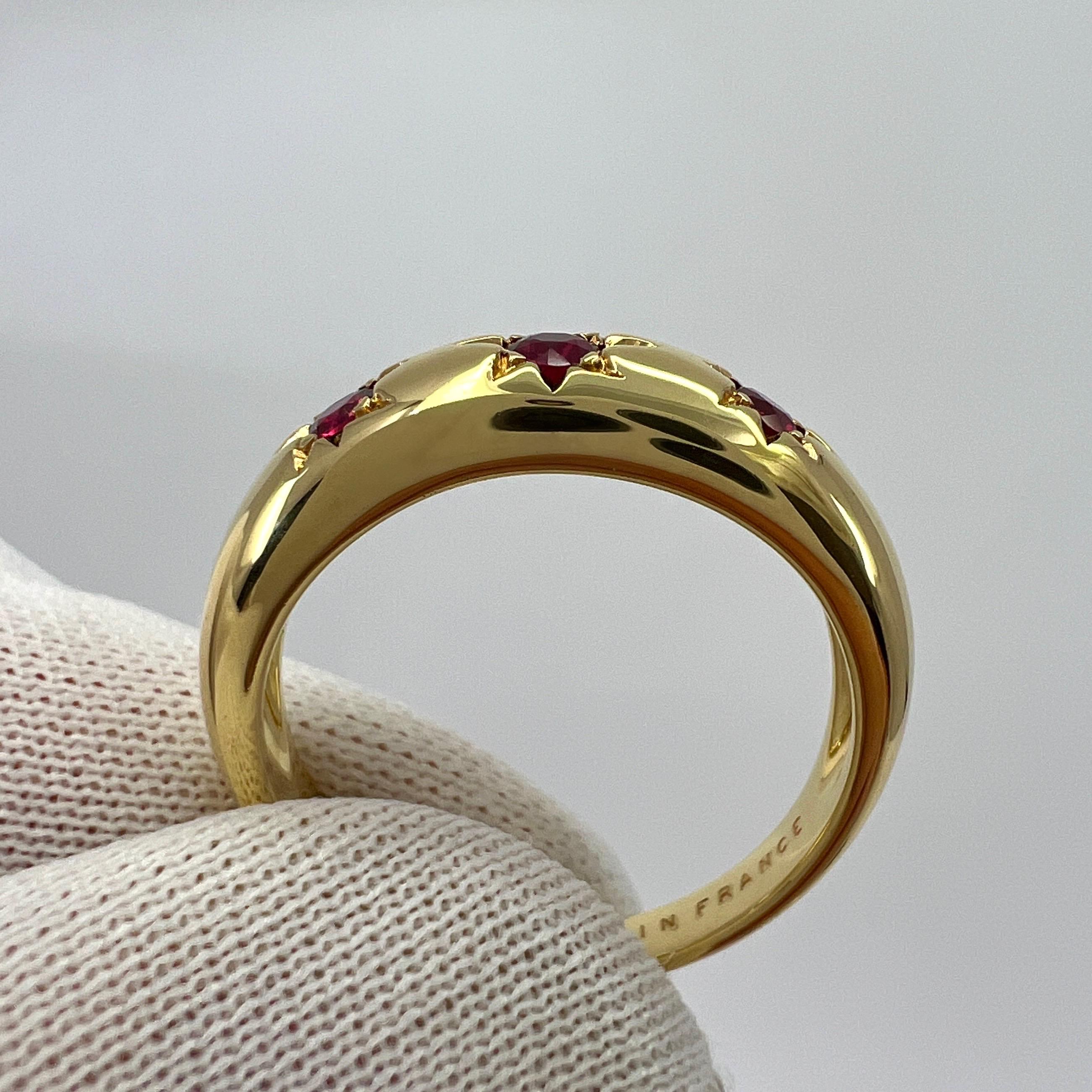 Rare Vintage Van Cleef & Arpels Star Set Ruby 18k Yellow Gold Three Stone Ring For Sale 2