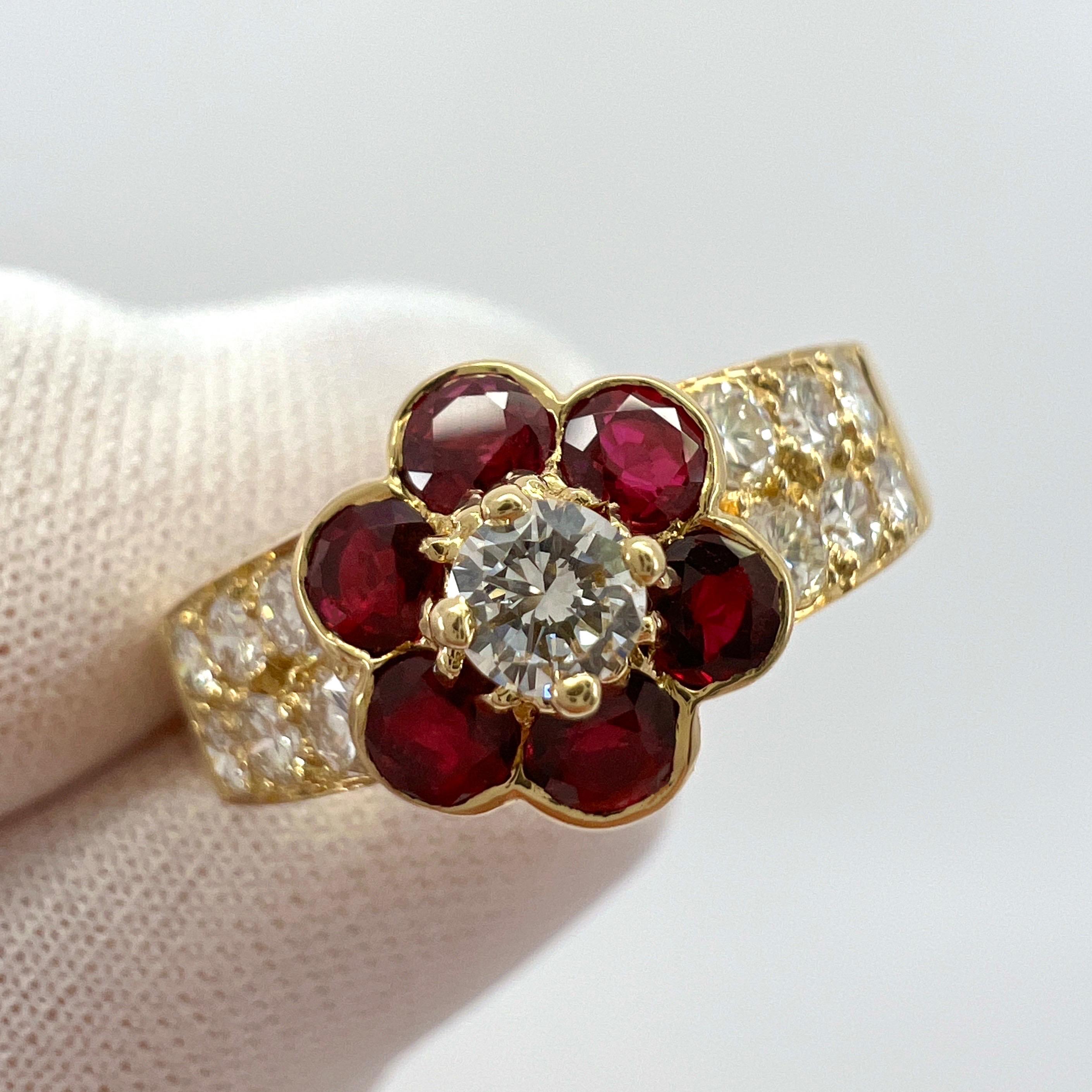 Seltener Vintage Van Cleef & Arpels Vivid Red Ruby & Diamond Fleurette Flower Ring für Damen oder Herren im Angebot