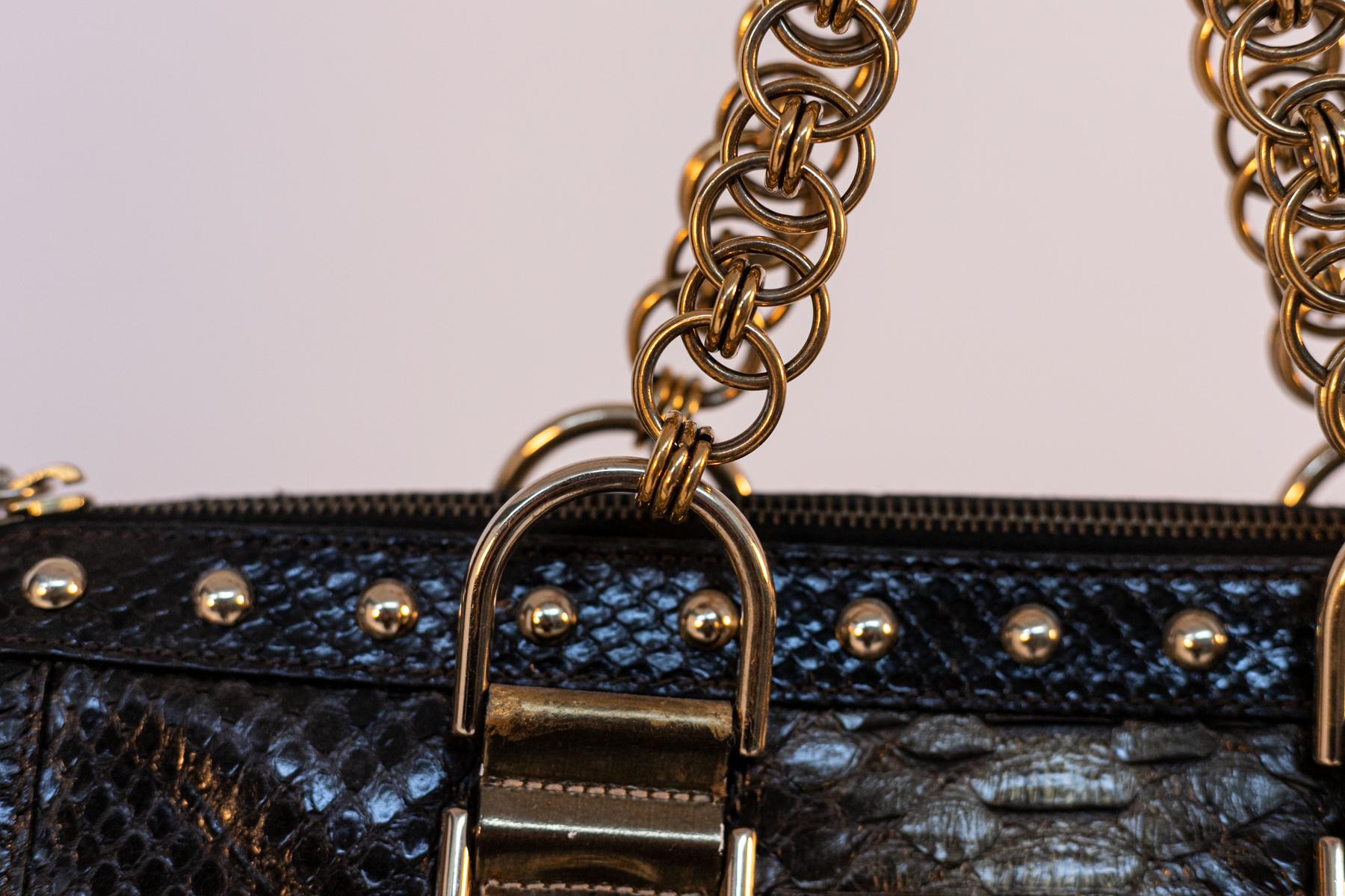 Seltene Vintage Versace Handtasche aus Leder im Angebot 6