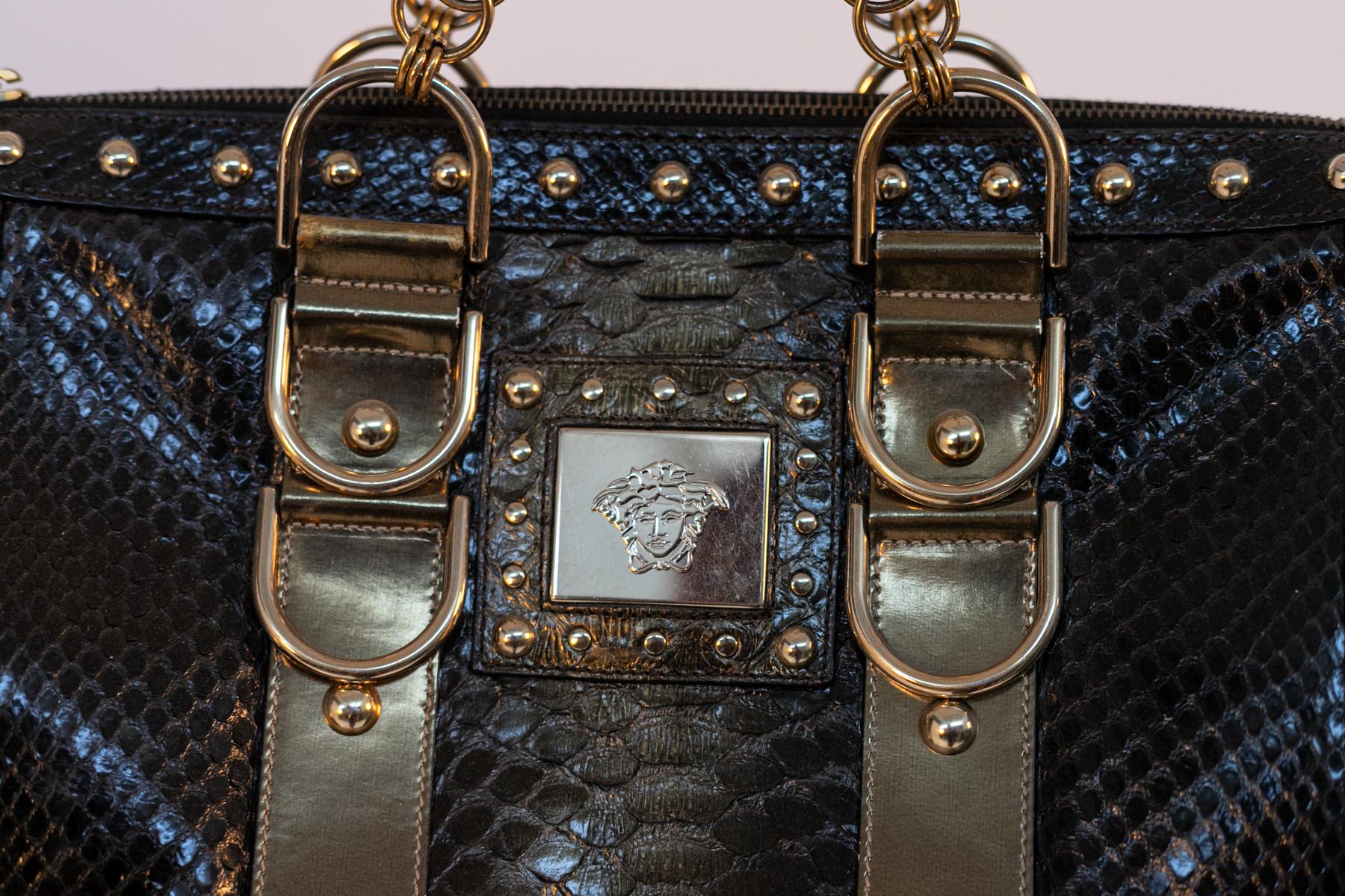 Rare Vintage Versace Handbag in Leather For Sale 6