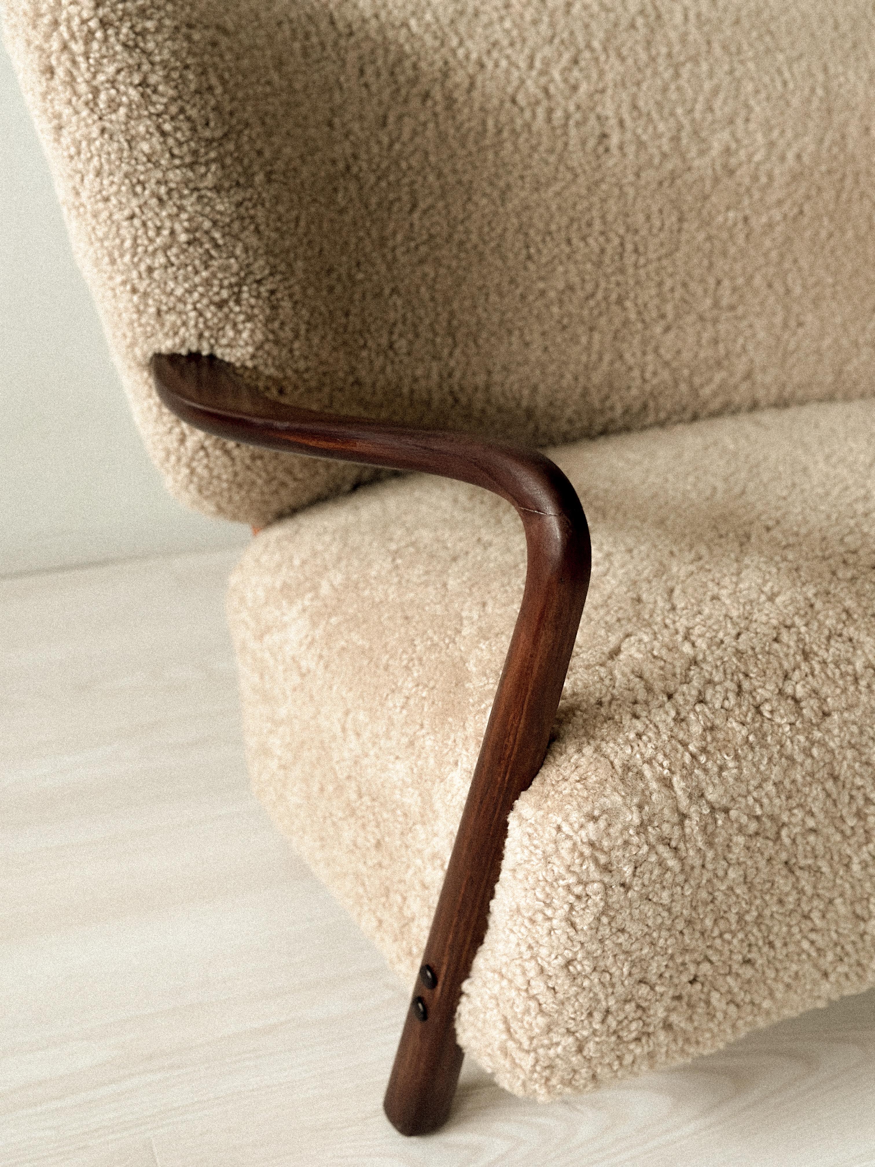 Raro divano Viggo Boesen d'epoca in shearling, prodotto da Hos Wulff, Danimarca 1930 in vendita 3