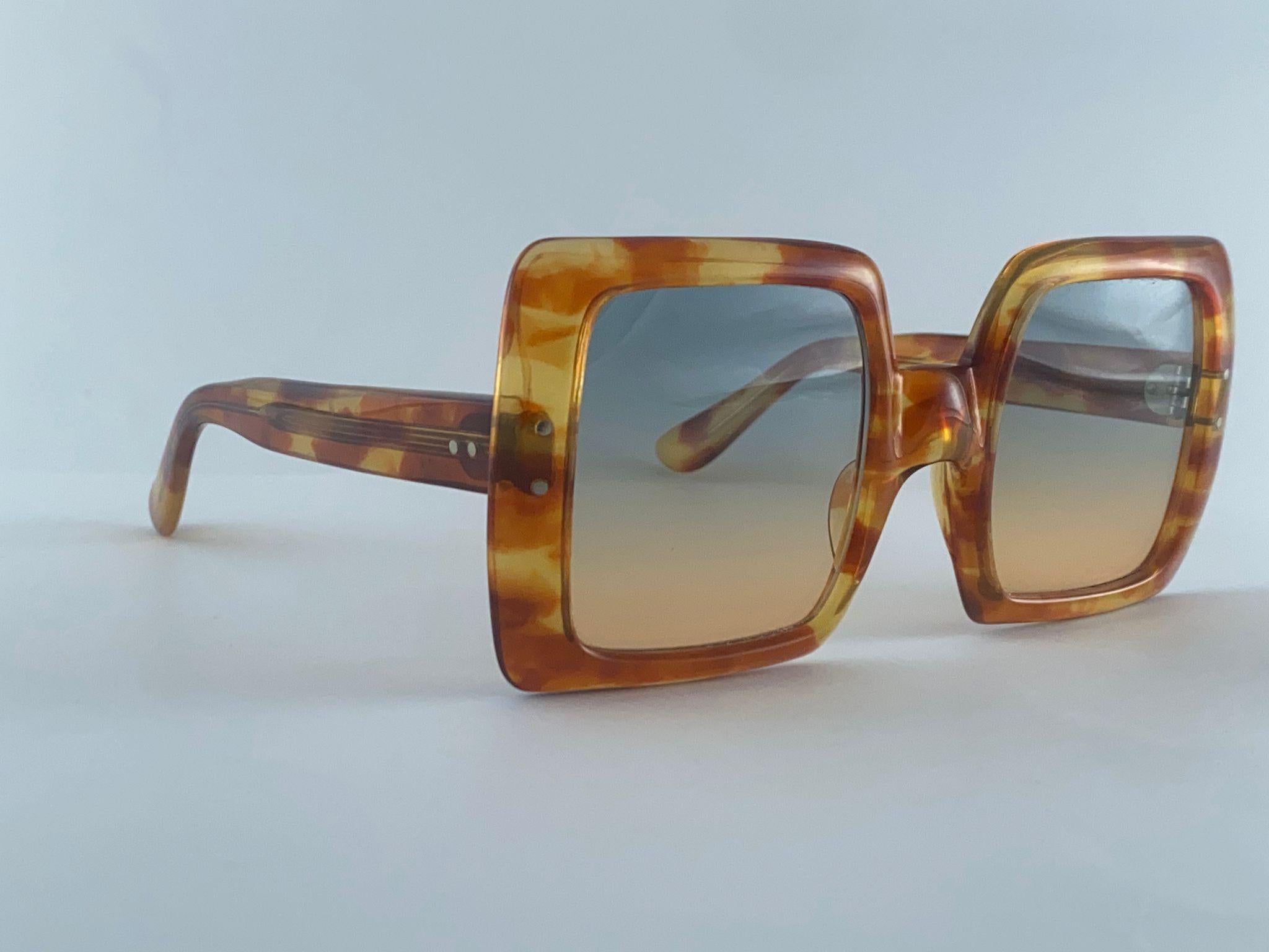 Rare Vintage Vito Paris Handmade Tortoise 1970's Sunglasses Paris en vente 1