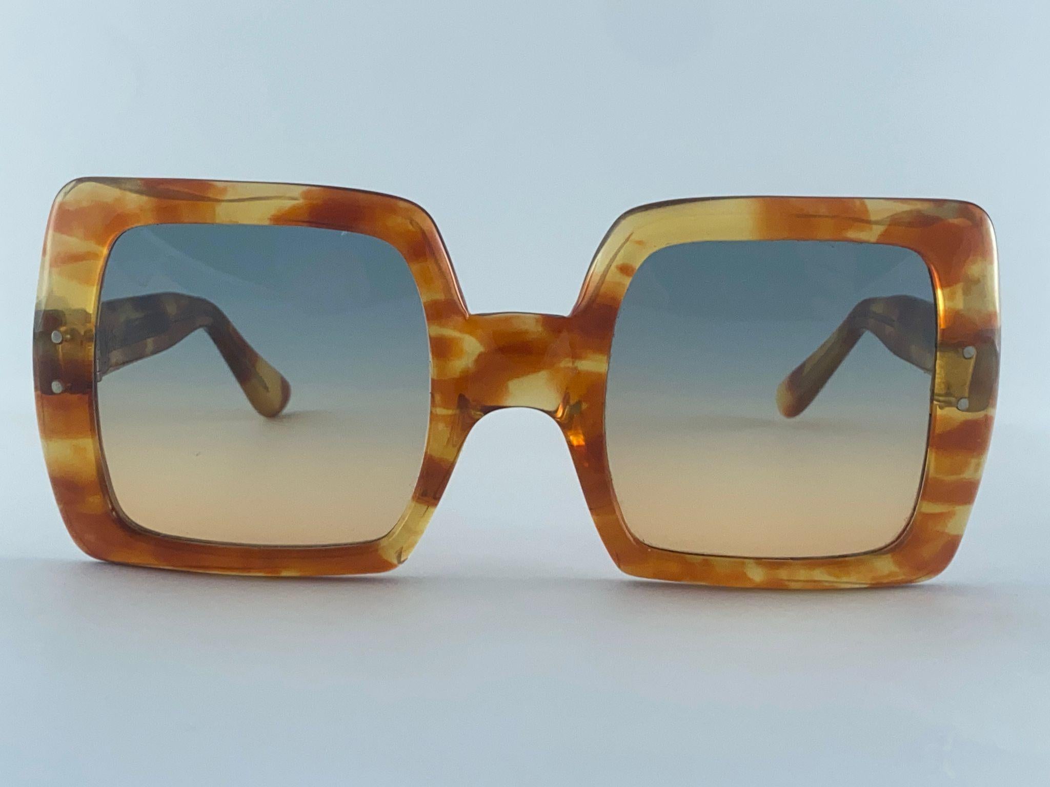 Rare Vintage Vito Paris Handmade Tortoise 1970's Sunglasses Paris en vente 2