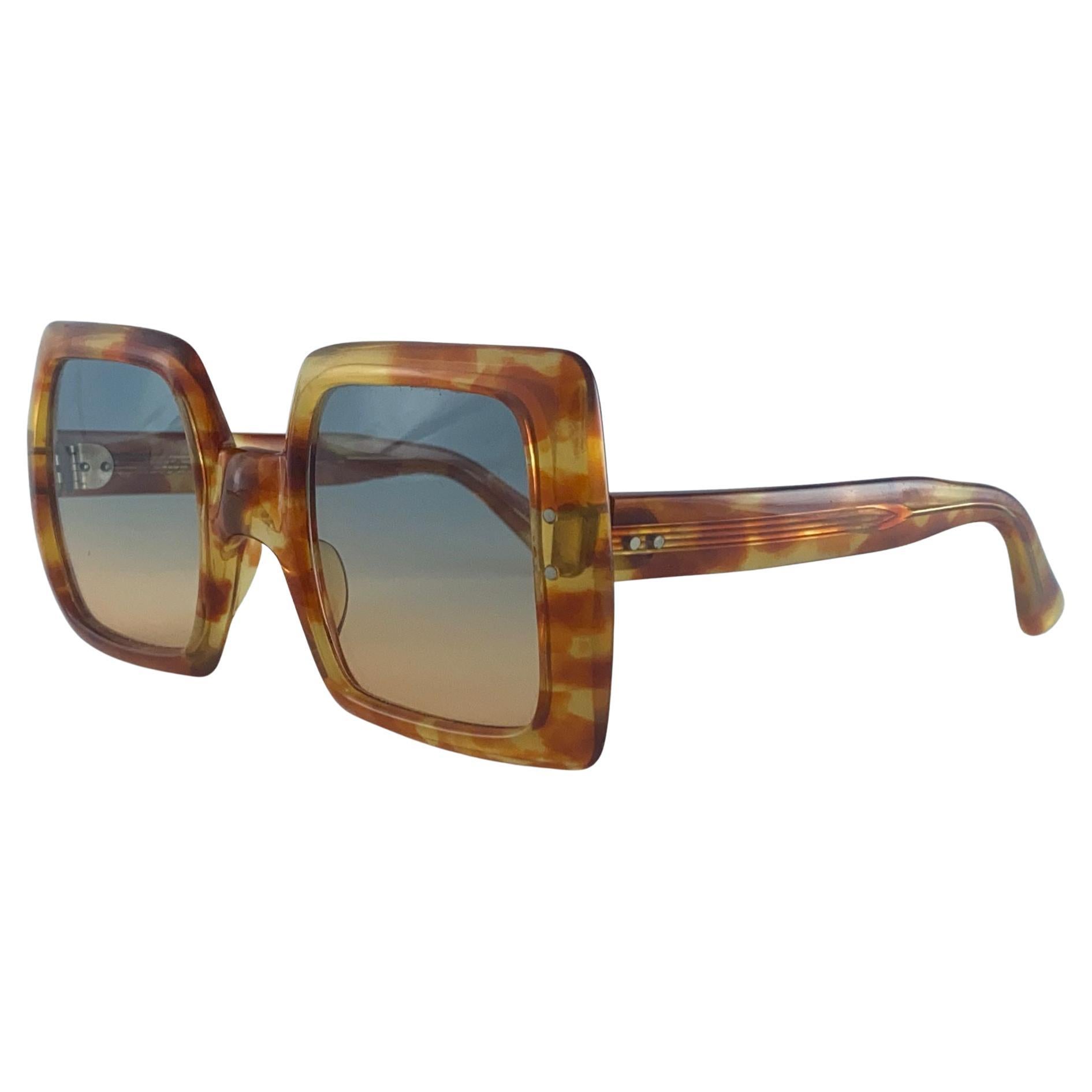 Rare Vintage Vito Paris Handmade Tortoise 1970's Sunglasses Paris en vente