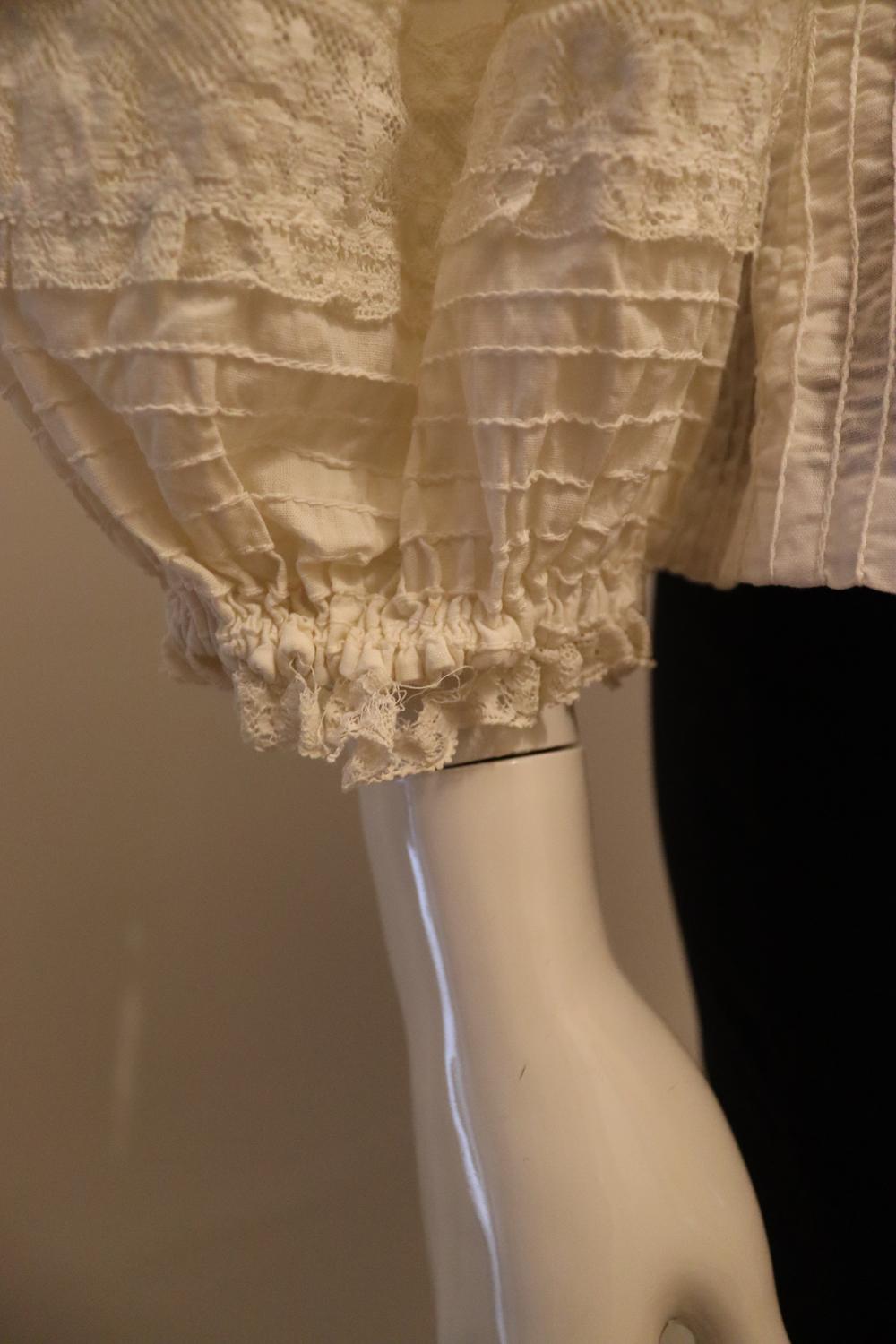 Rare Vintage White Mexicana Blouse For Sale 2