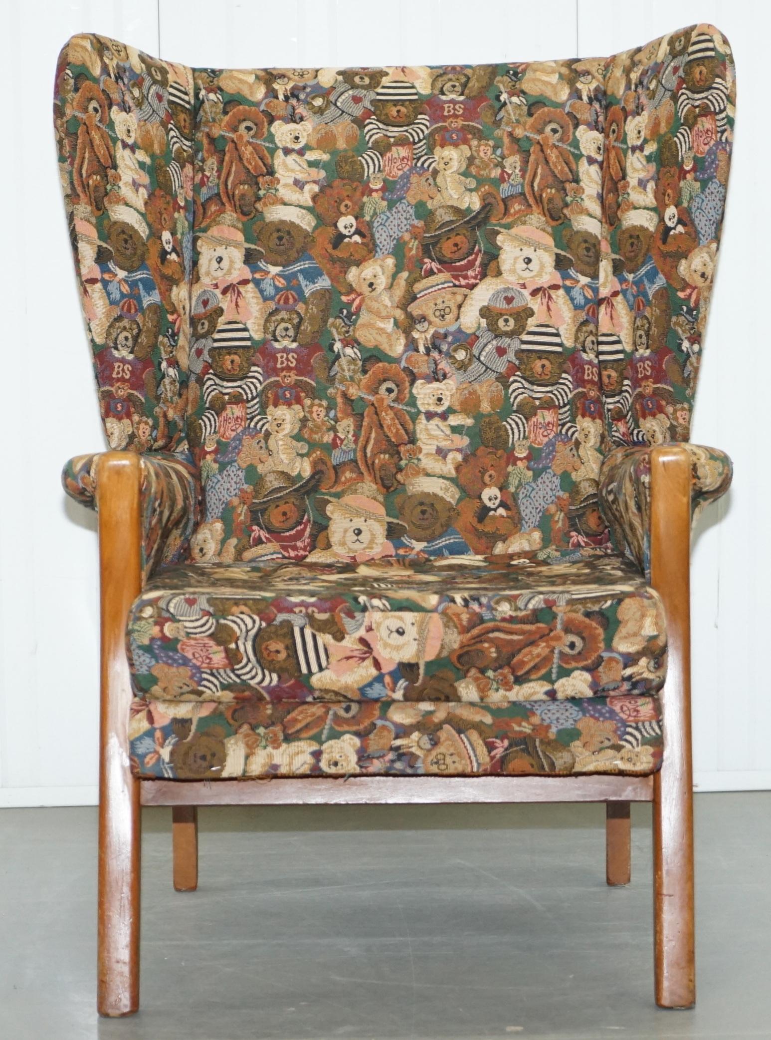 Wimbledon-Furniture is delighted to offer for sale this very nice vintage Parker Knoll wingback armchair with blond wood frame and Teddy bear patterned upholstery

Please note the delivery fee listed is just a guide, it covers within the M25 only,