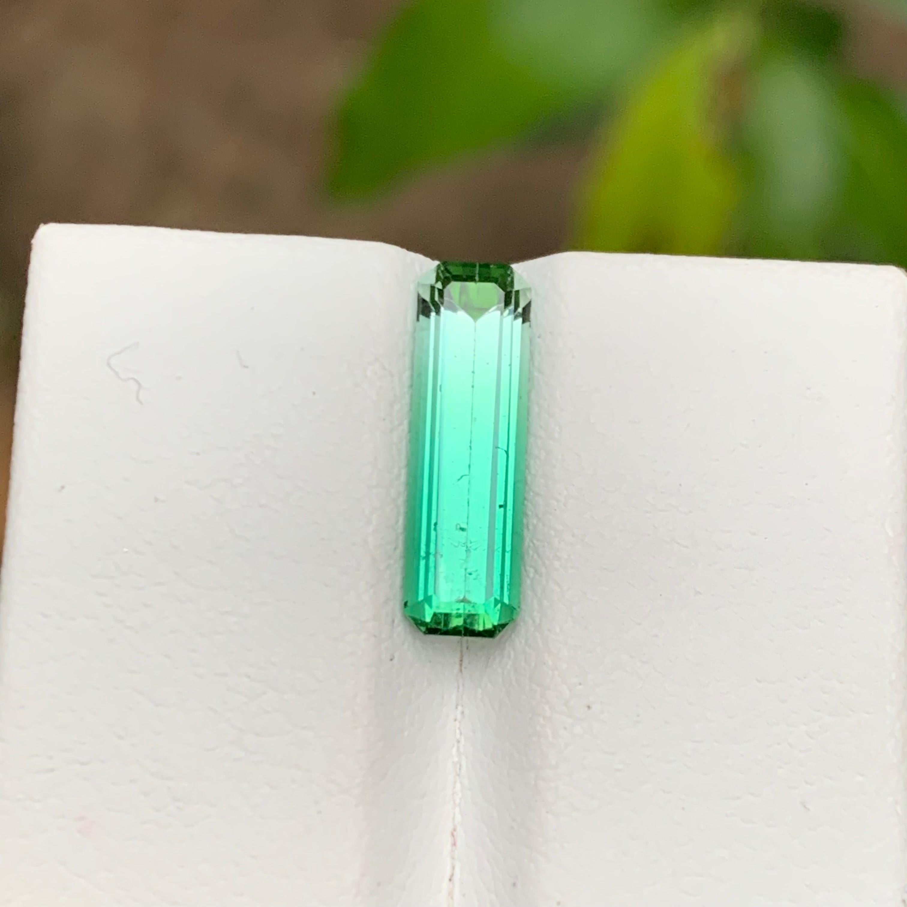 Rare Vivid Bluish Green Bicolor Tourmaline Gemstone 2.85 Ct Emerald Cut for Ring For Sale 7
