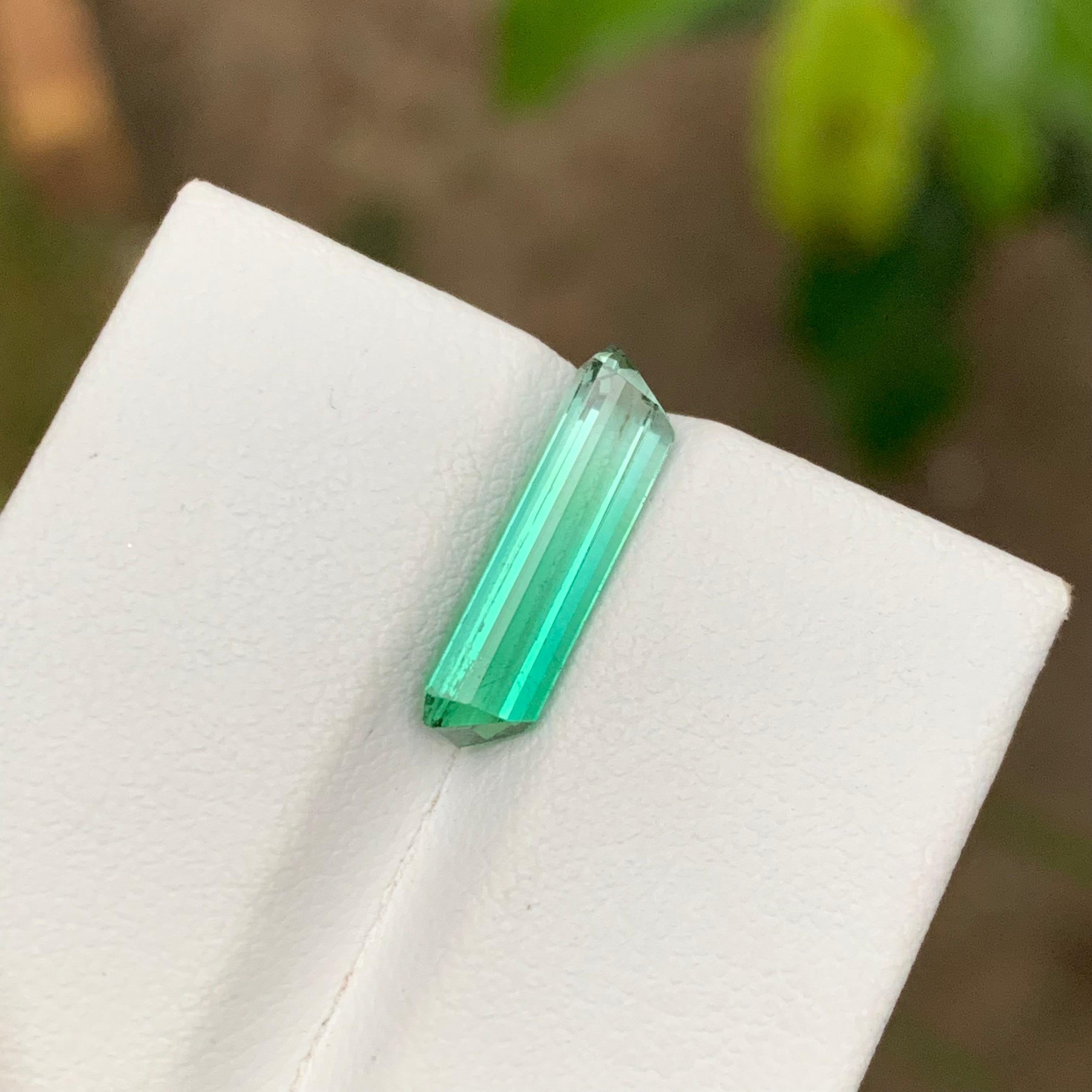 Rare Vivid Bluish Green Bicolor Tourmaline Gemstone 2.85 Ct Emerald Cut for Ring For Sale 4