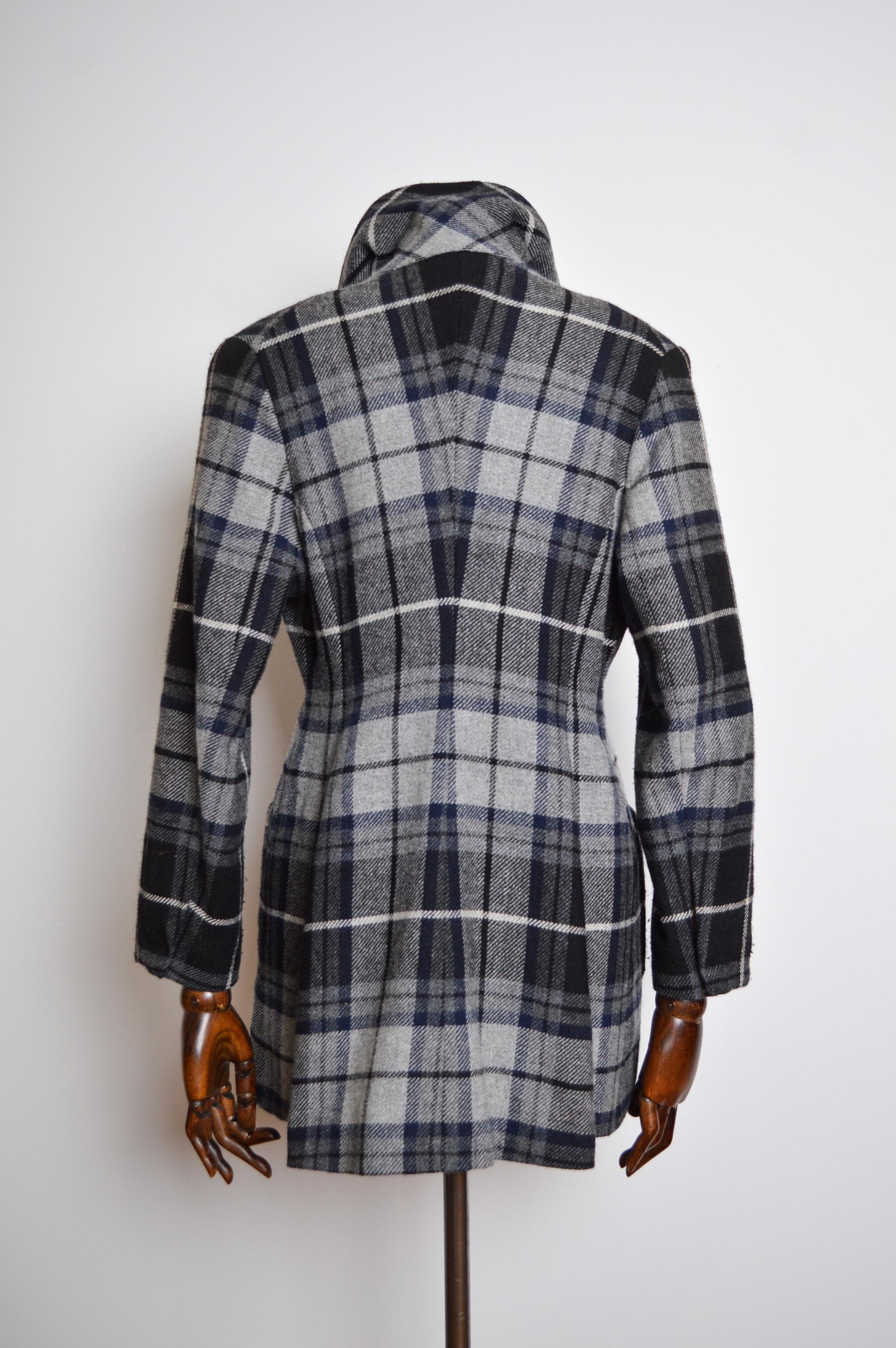 Rare Vivienne Westwood 3 Suisses AW 1995/ 1996 Collab Checked Tartan Wool Coat  For Sale 7