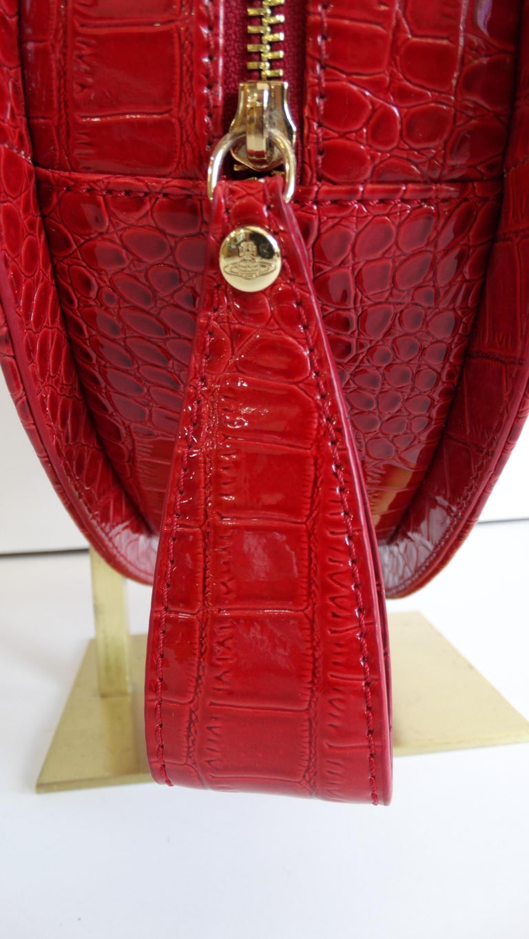 Pre-owned Chancery Heart Vegan Leather Handbag In Red